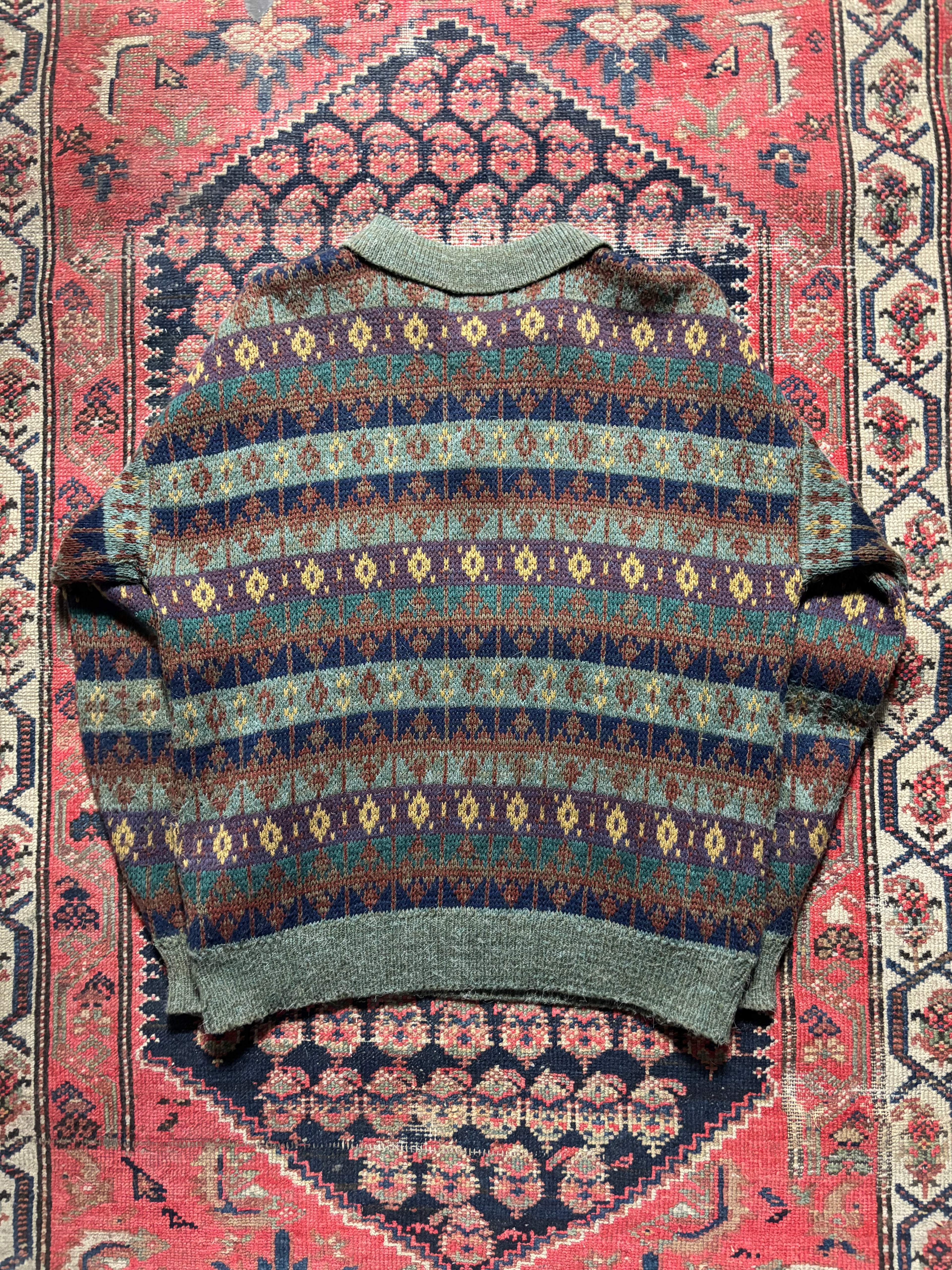 VINTAGE PATTERN COLLAED SEARS KNIT SIZE MEDIUM