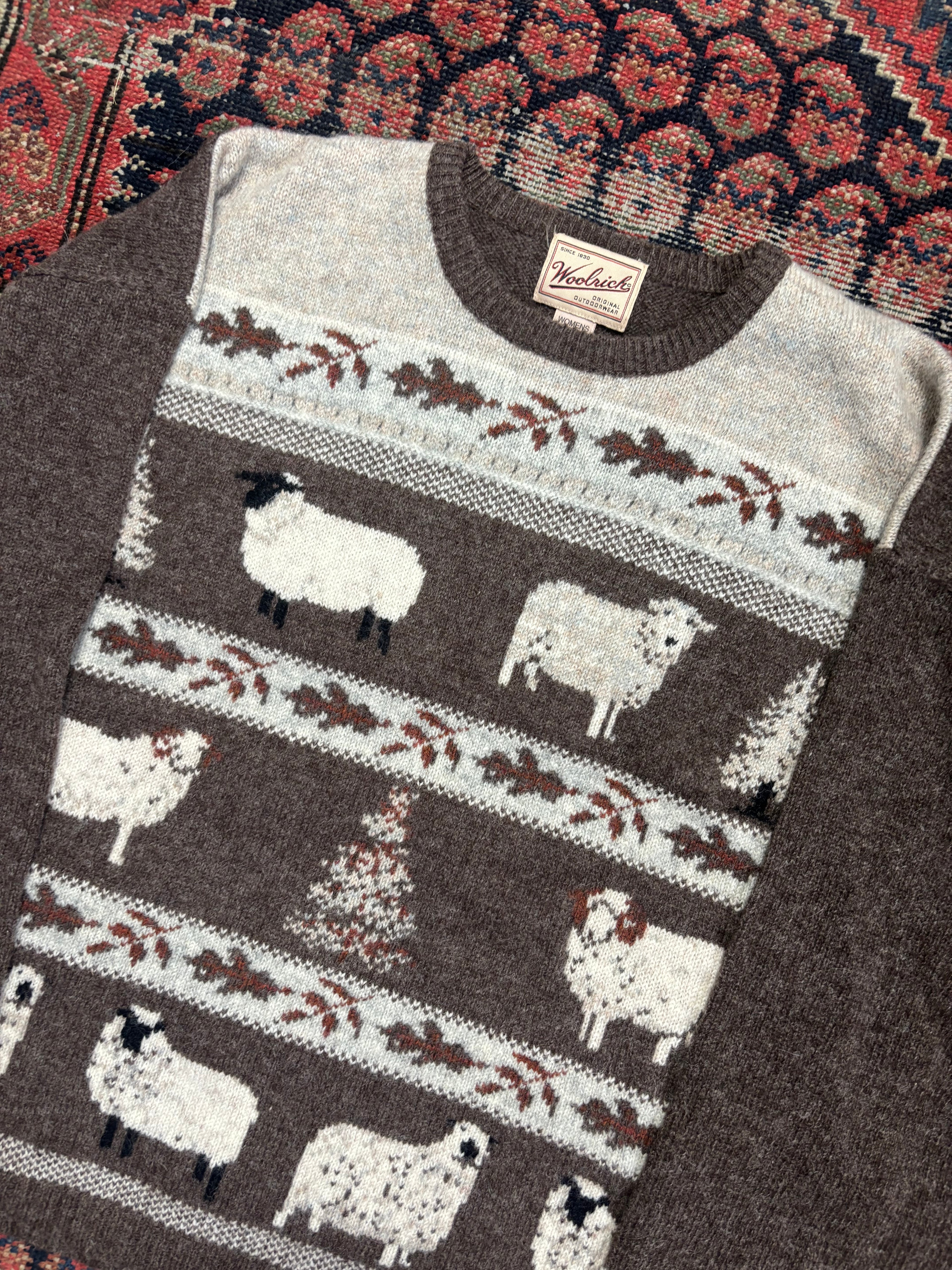 VINTAGE WOOLRICH BROWN AND GREY SHEEP KNIT SIZE XL
