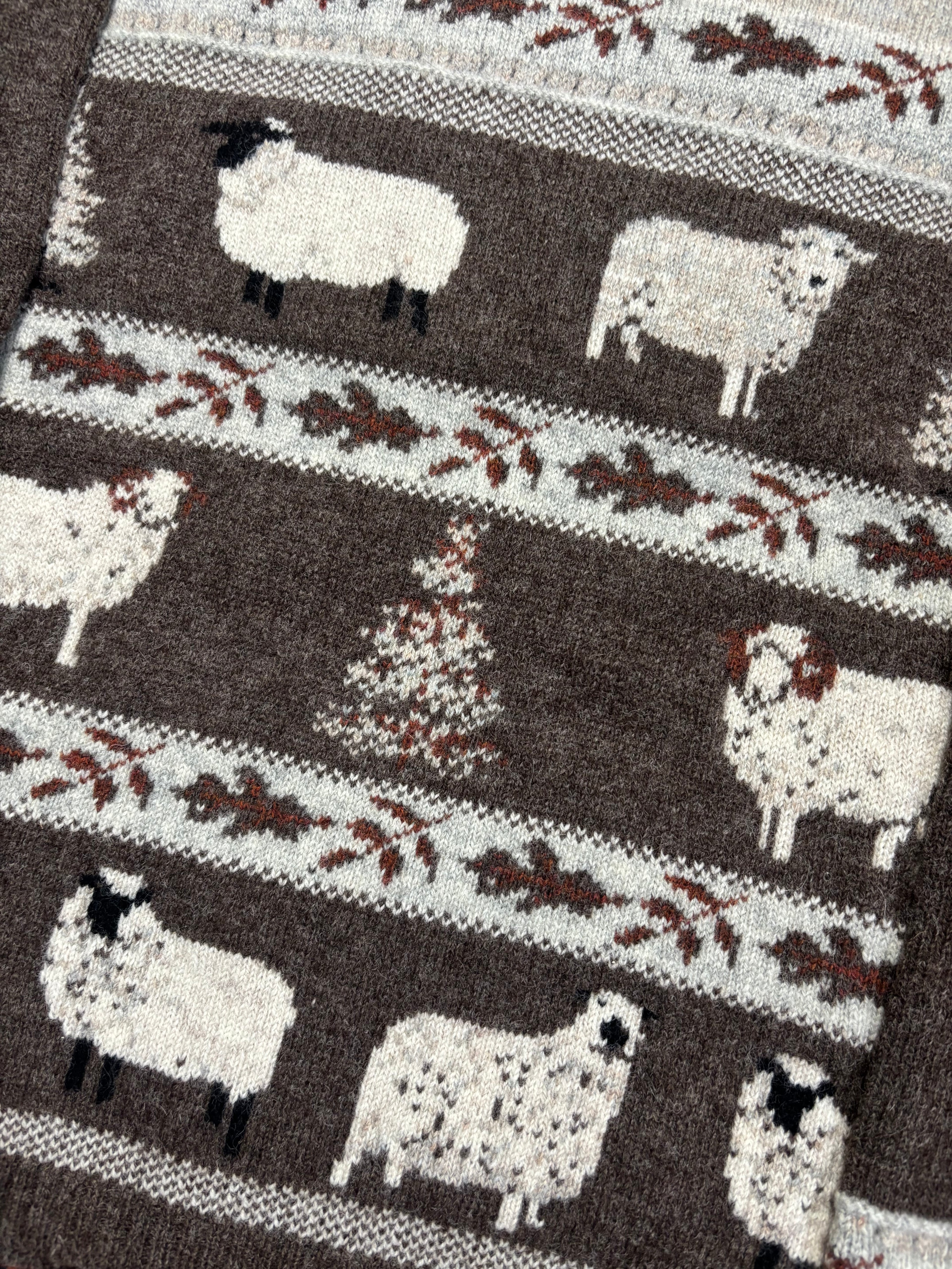 VINTAGE WOOLRICH BROWN AND GREY SHEEP KNIT SIZE XL