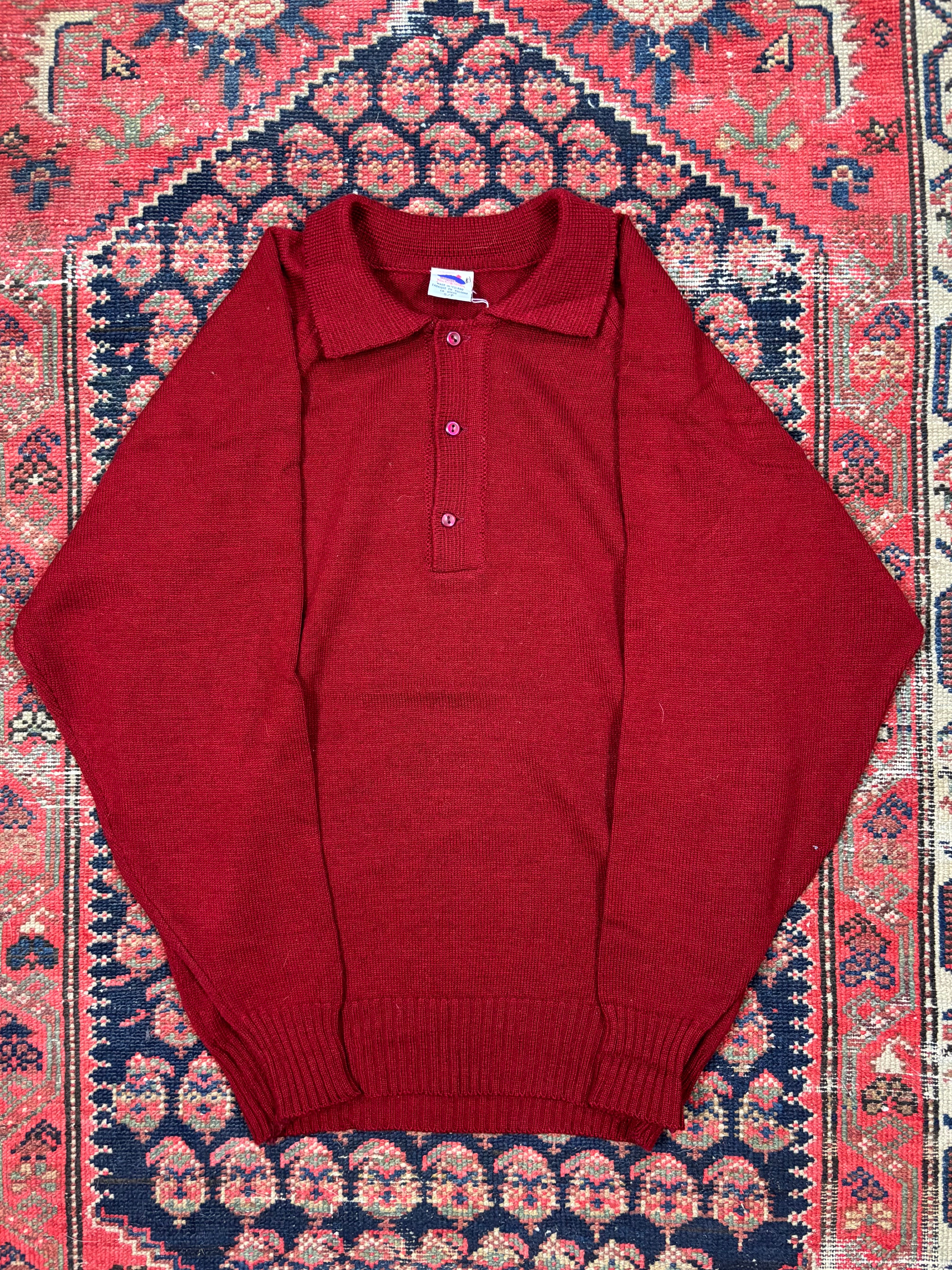 VINTAGE RED COLLARED 3 BUTTON “TOM O’SHENTEN” KNIT SIZE SMALL