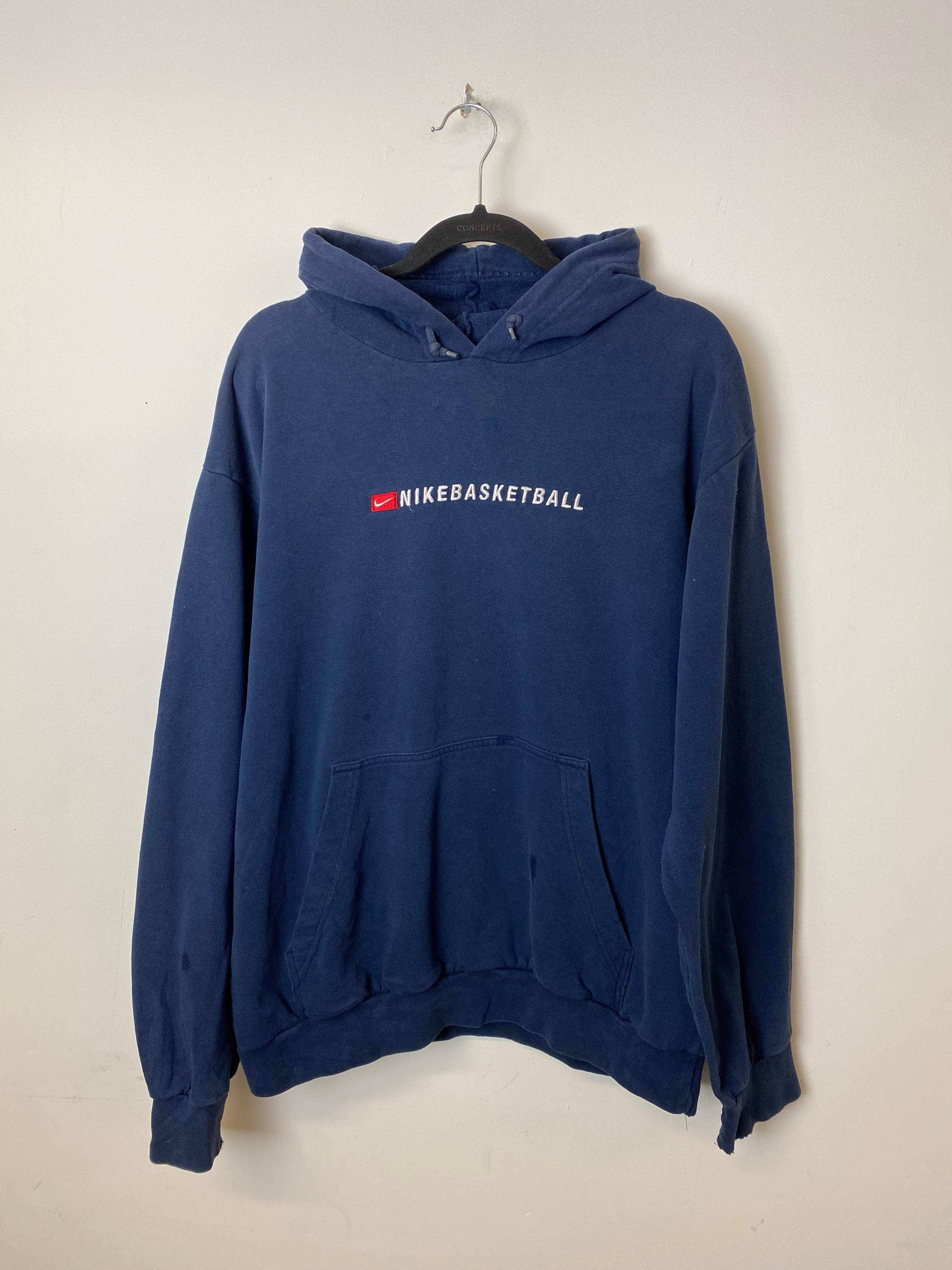 Vintage Embroidered Nike Basketball crewneck - M/L