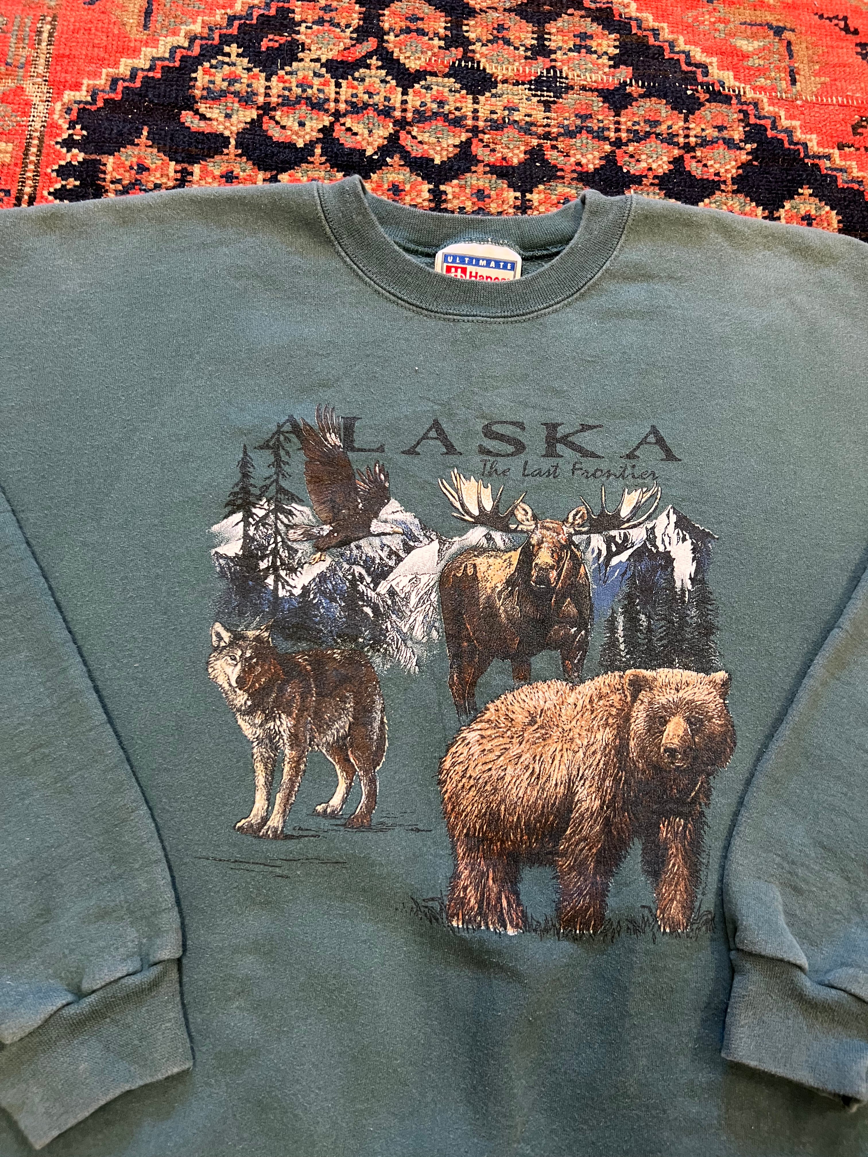VINTAGE ALASKA CREWNECK - M/L