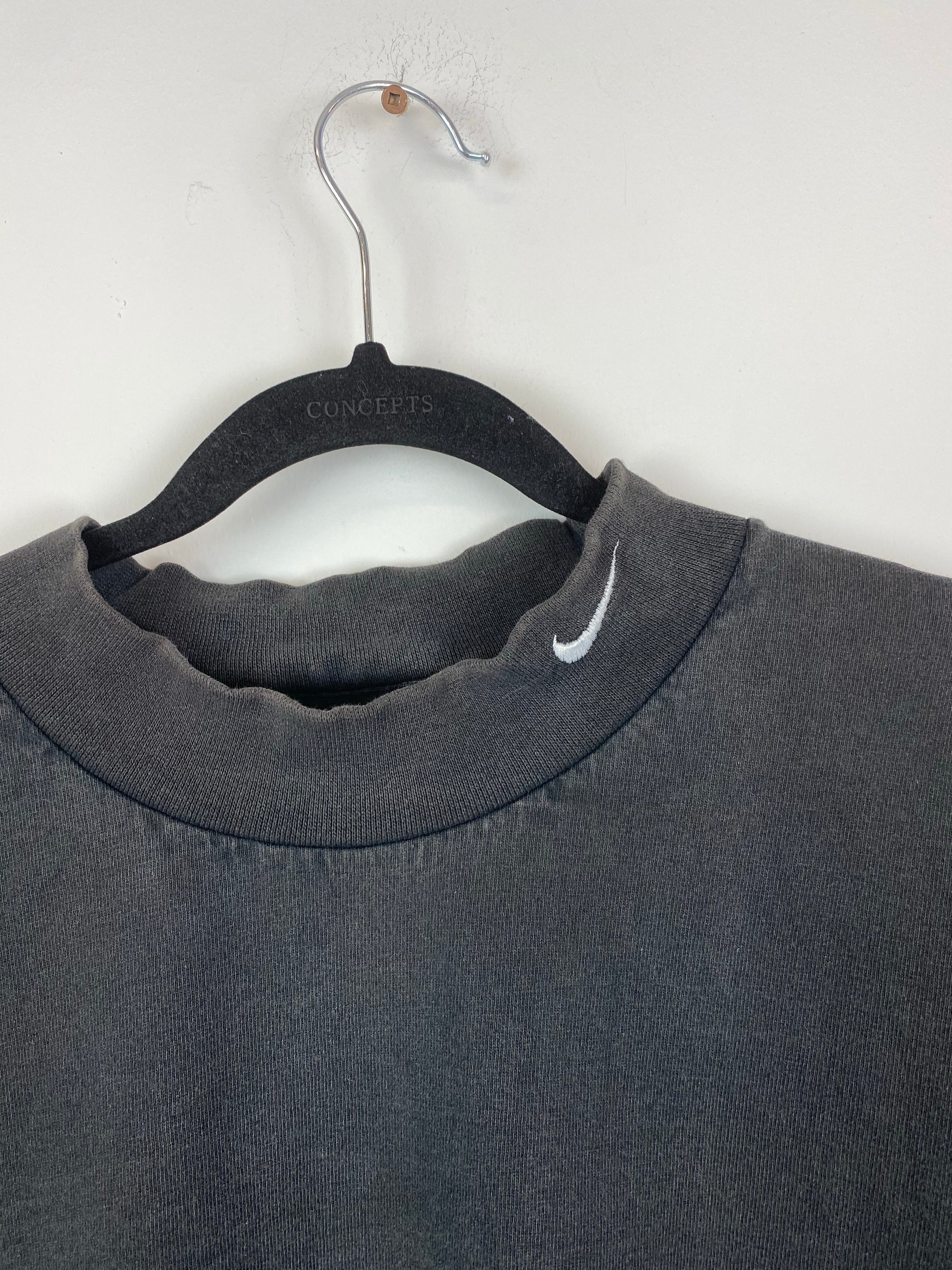 Faded Mockneck Nike longsleeve