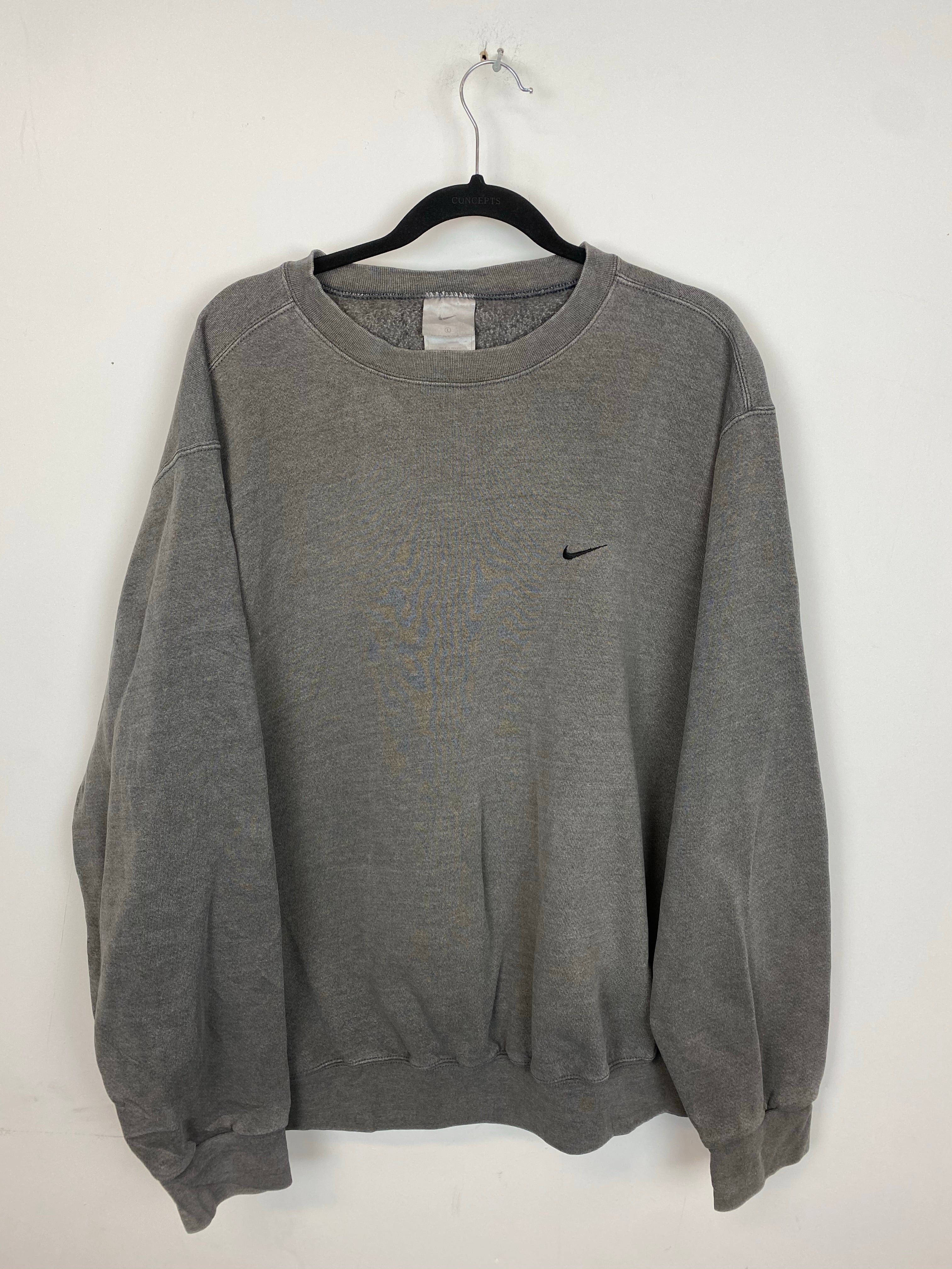 90s Stone Wash Nike Crewneck - L