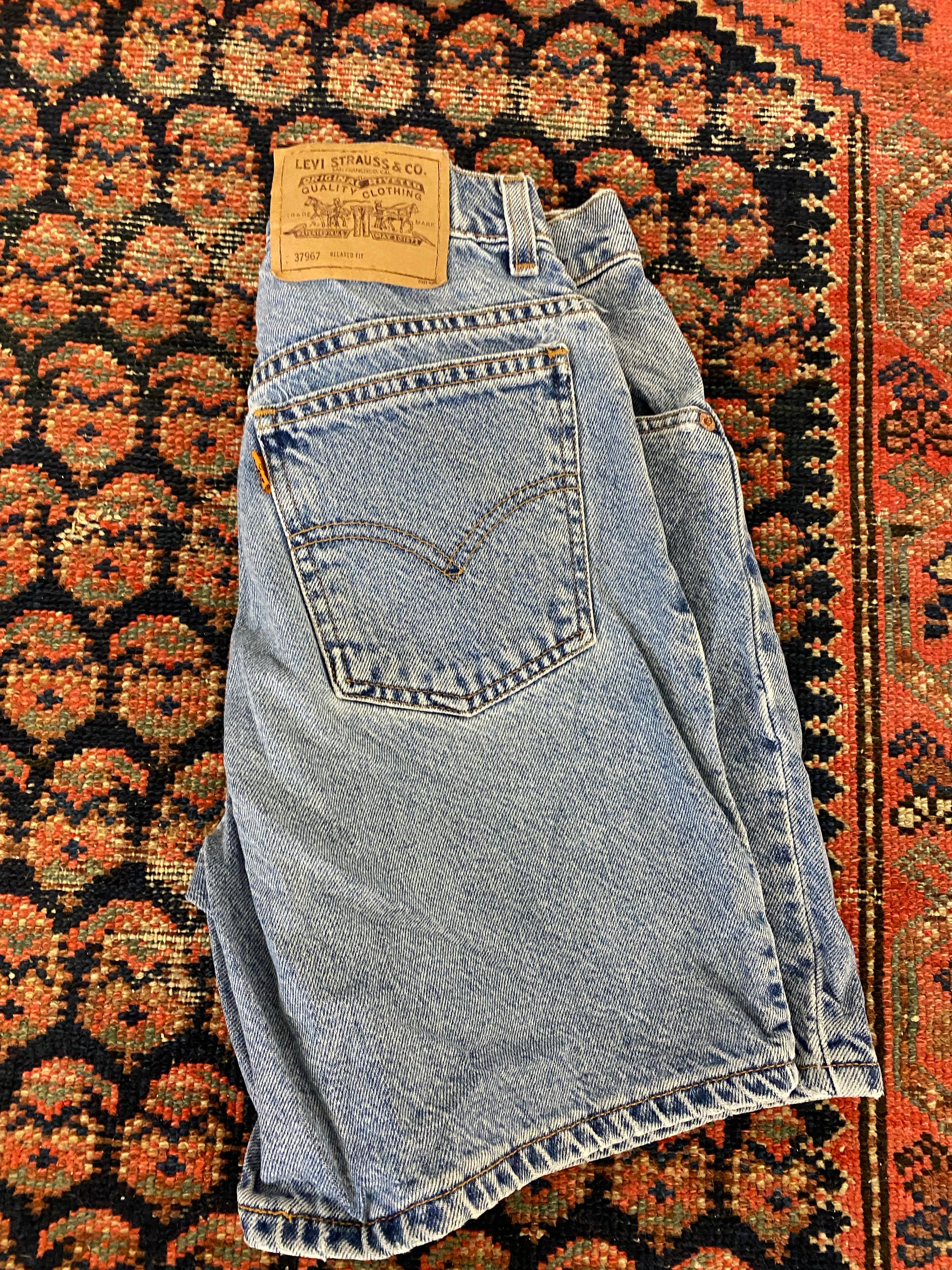 Vintage Orange Tab Levi’s Denim Shorts - 27in