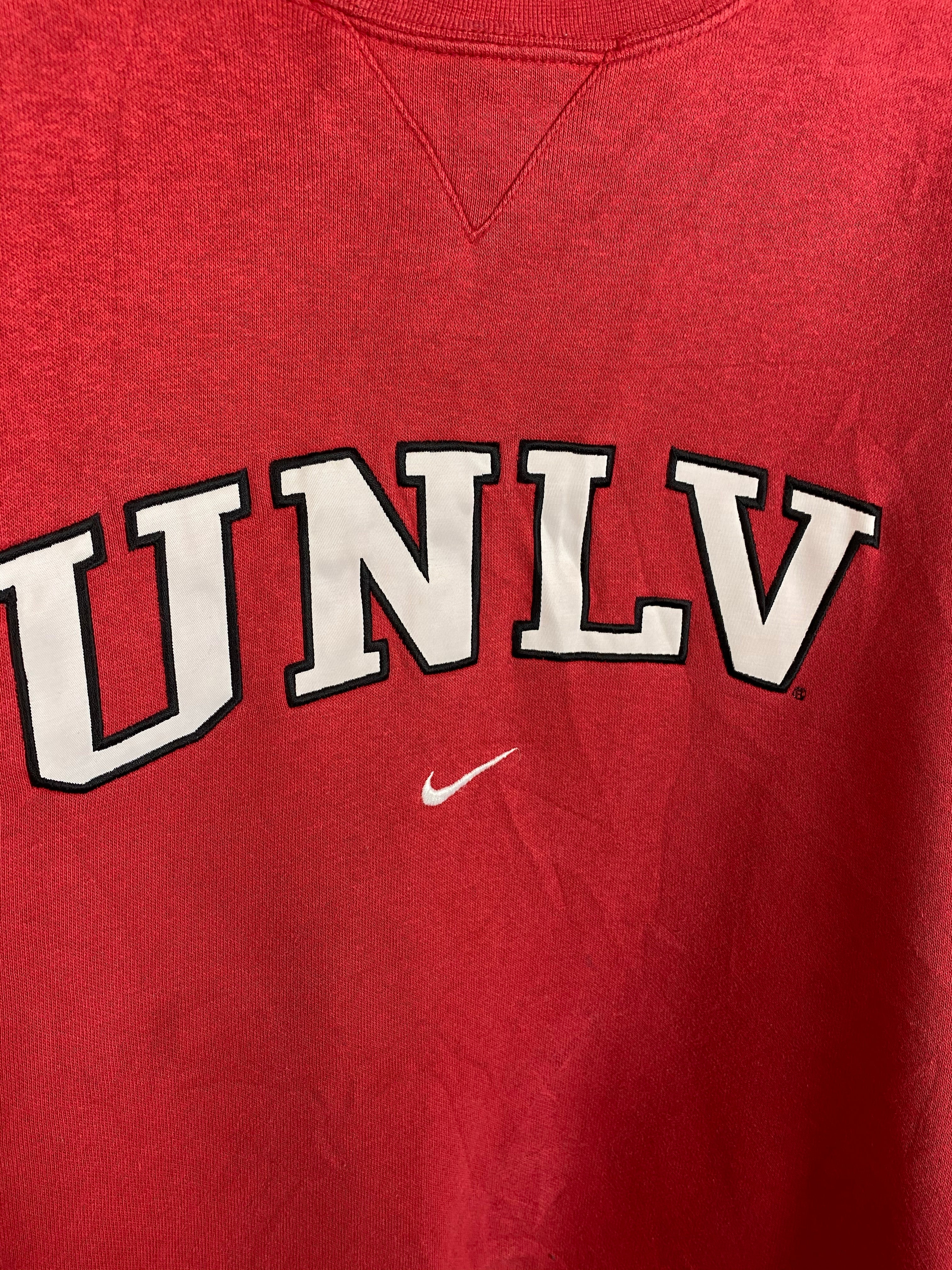 2000s Nike crewneck
