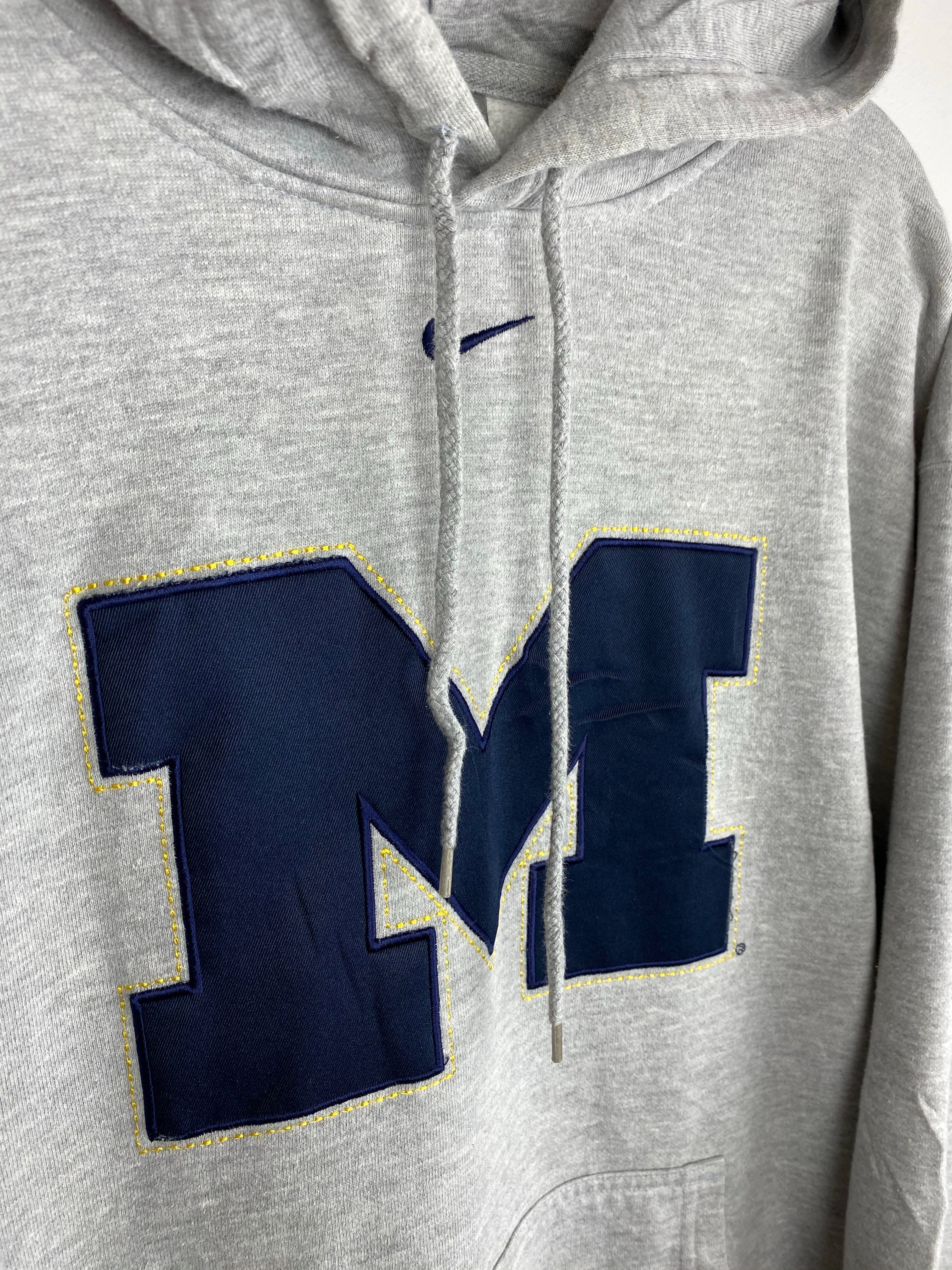 Early 2000s Nike hoodie