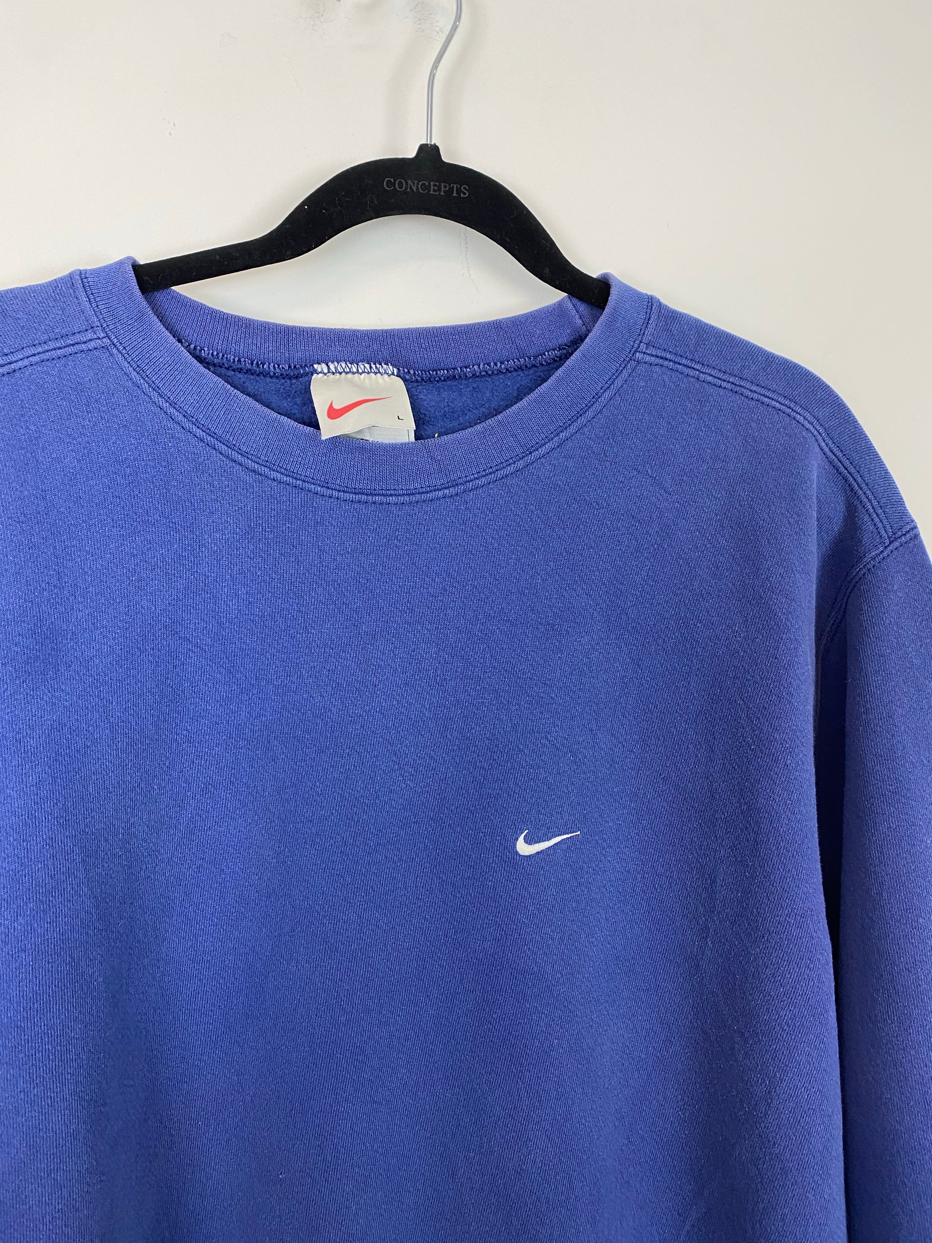Light purple 90s Nike crewneck - M/L