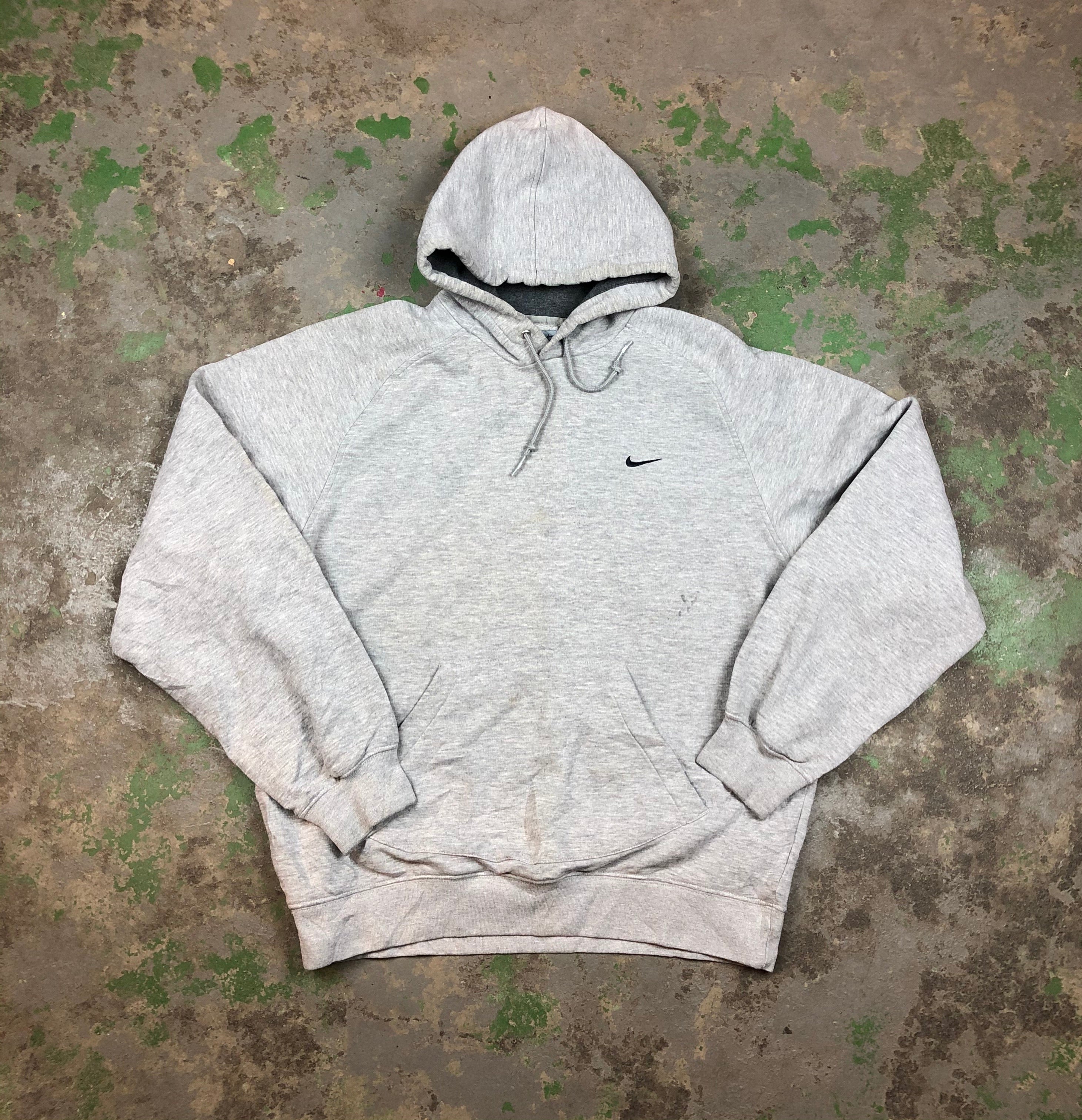 2000s Nike hoodie