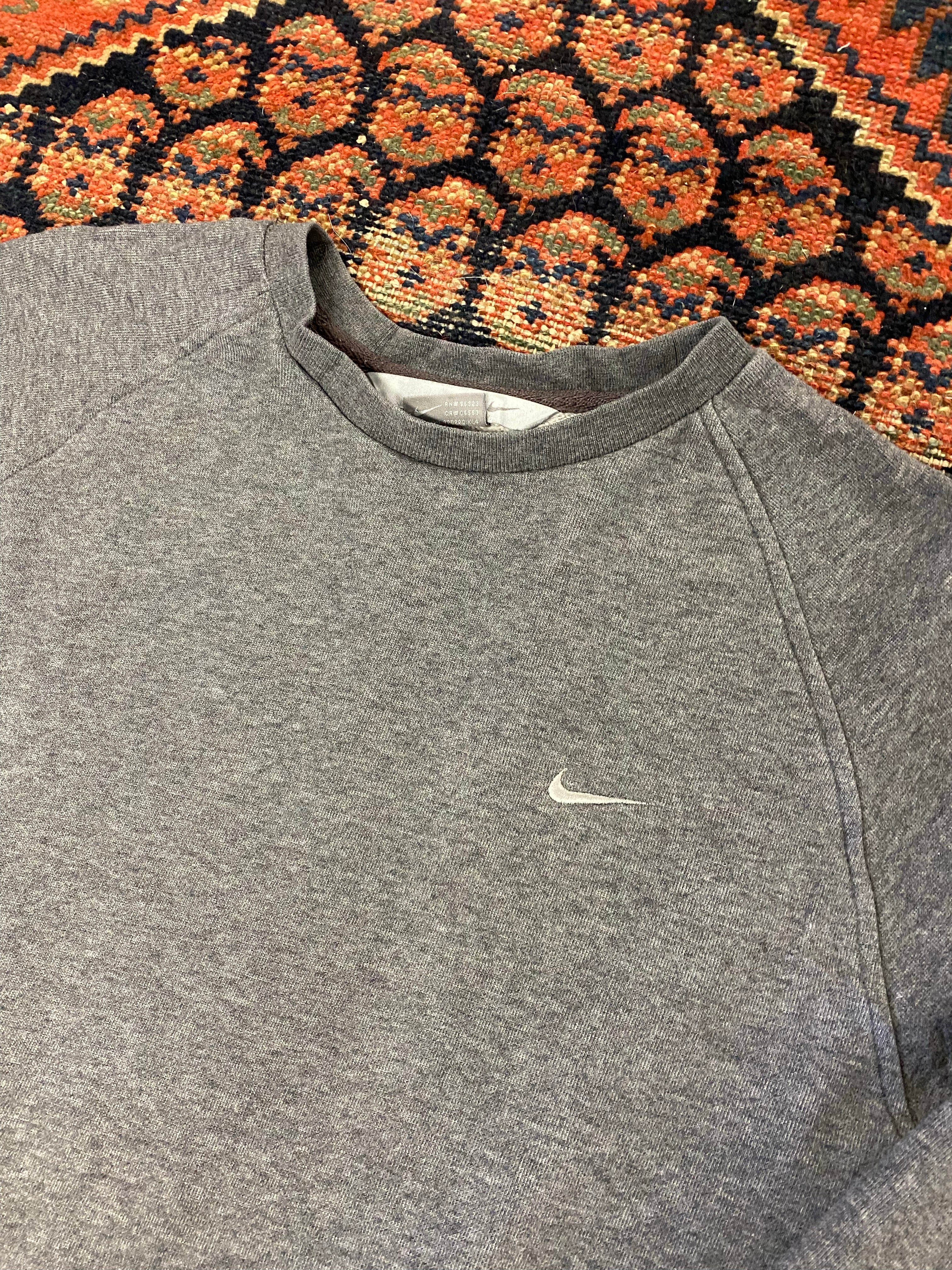 2000s Nike Crewneck - M