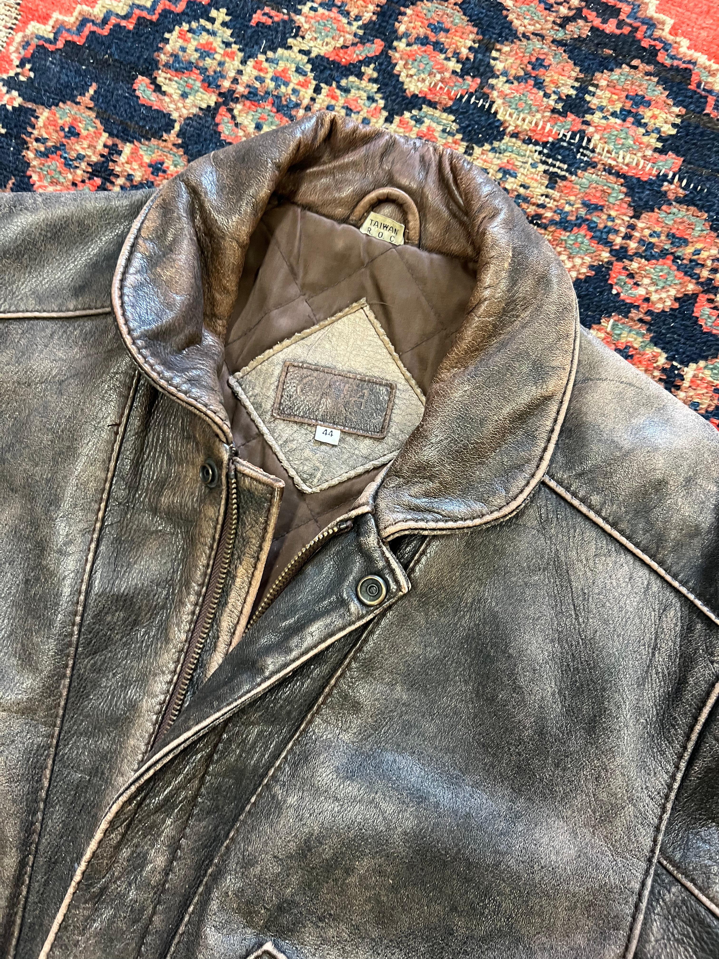 VINTAGE LEATHER JACKET - M/L