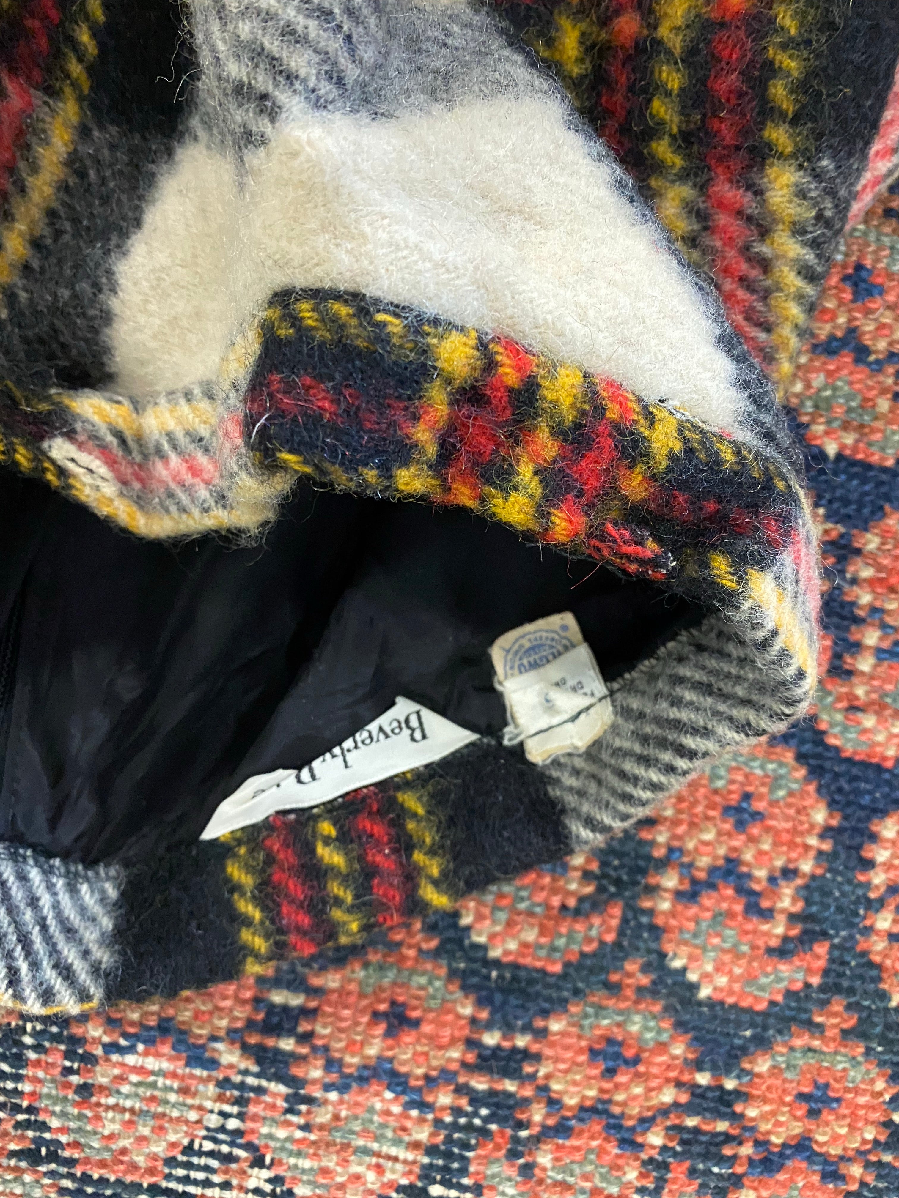 90s Long Wool Skirt - 24in