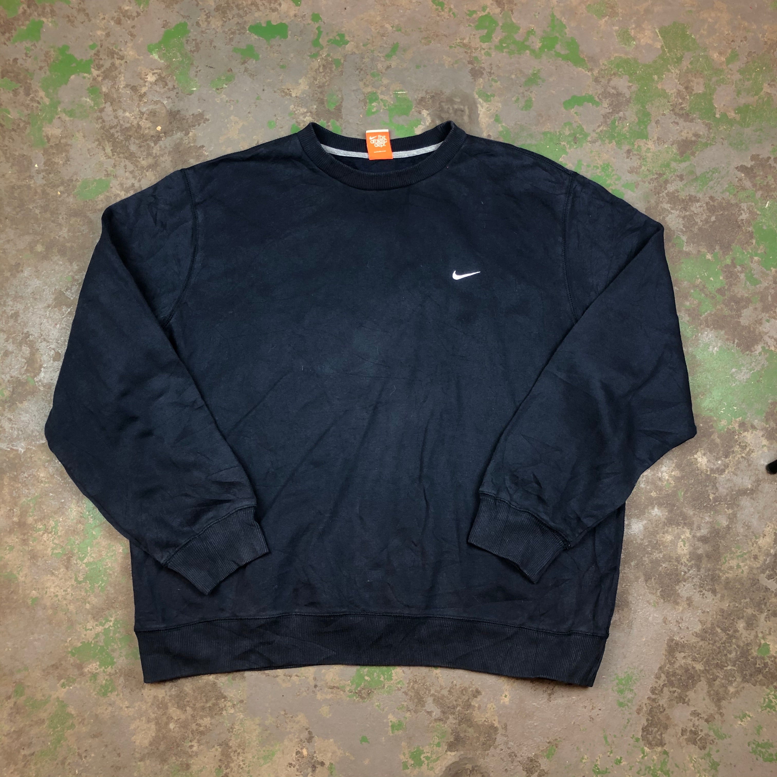Early 2000s Nike Crewneck