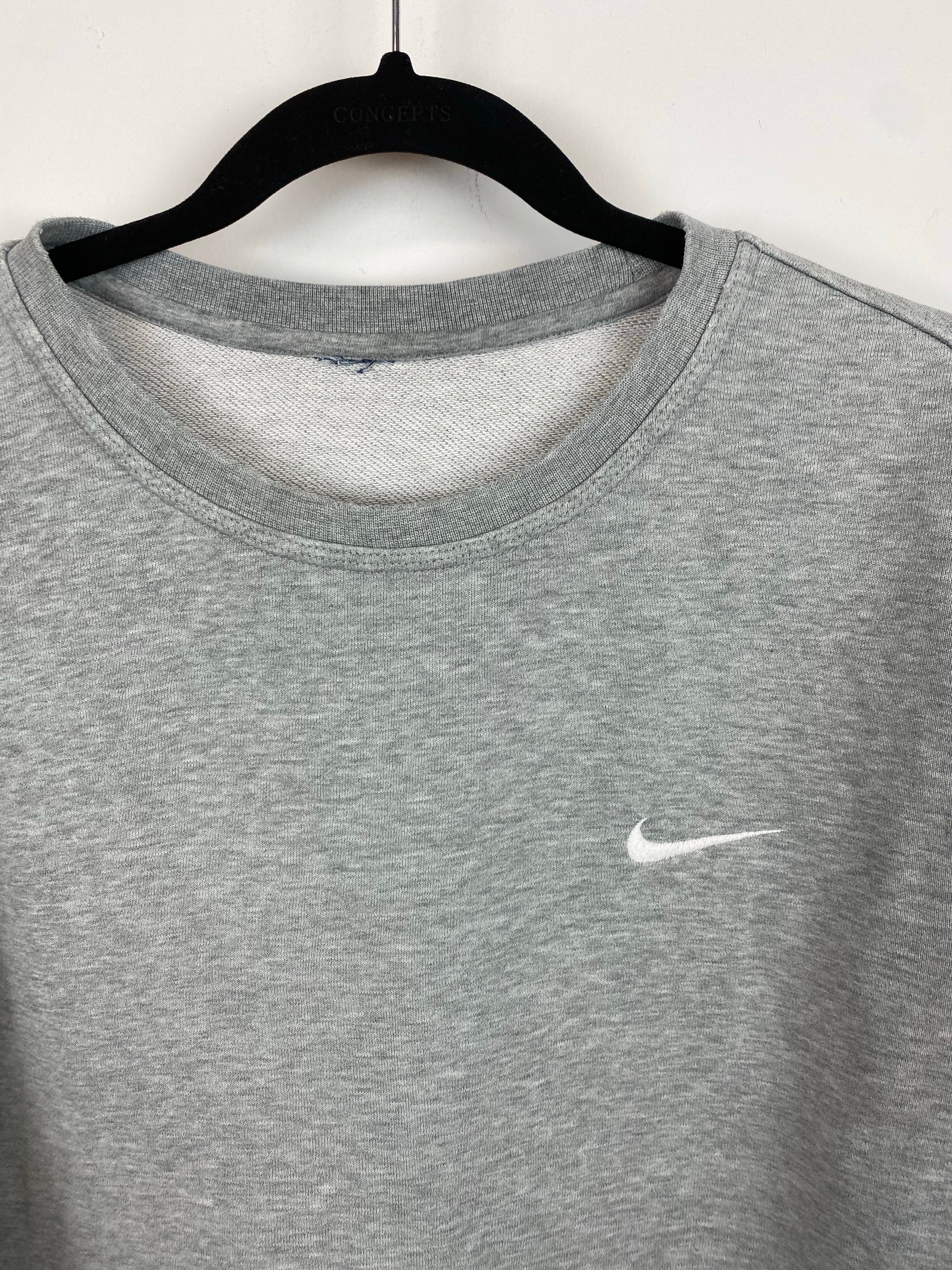 Nike crewneck - M