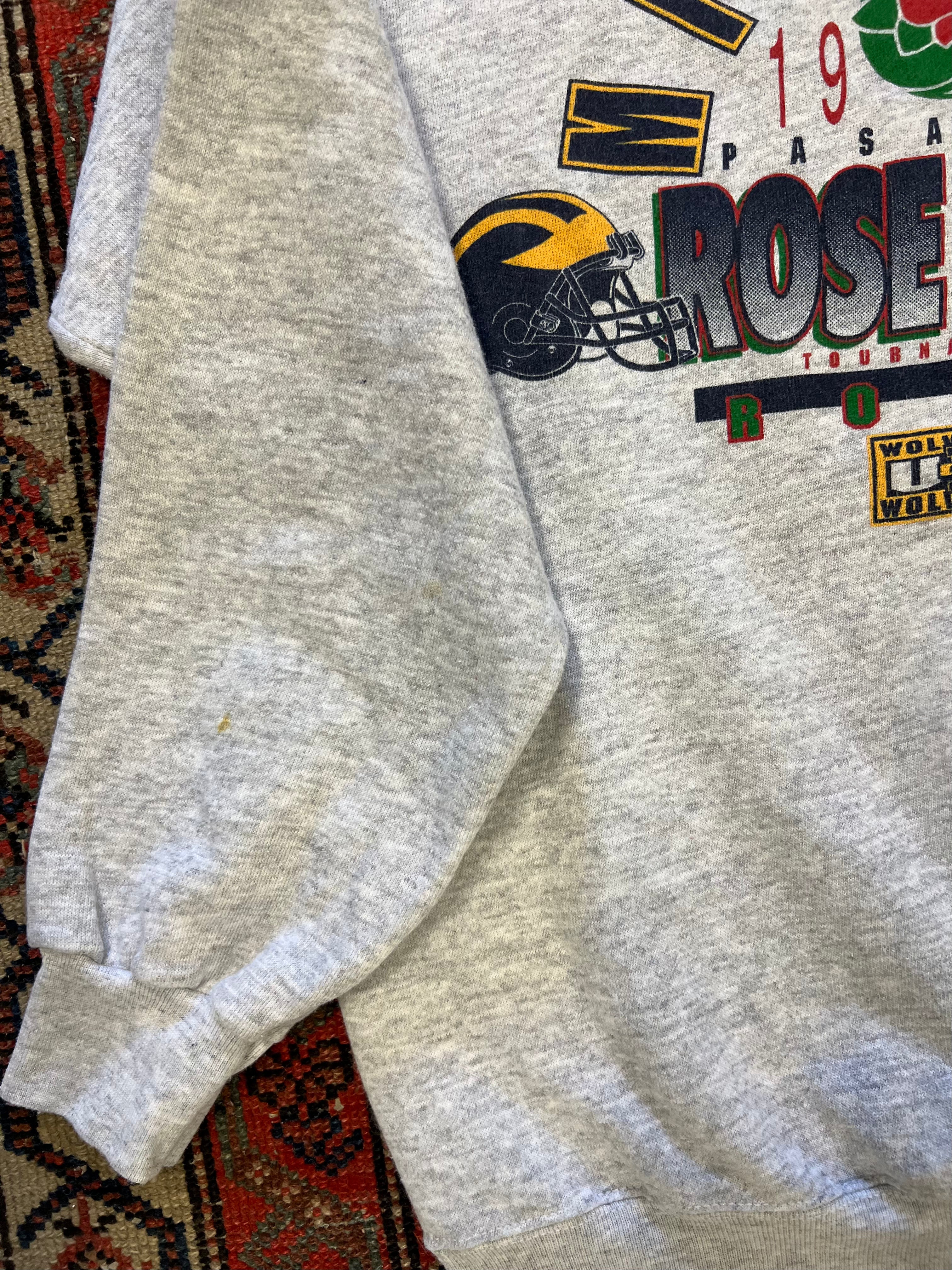 VINTAGE MICHIGAN ROSE-BOWL CREWNECK - S/M