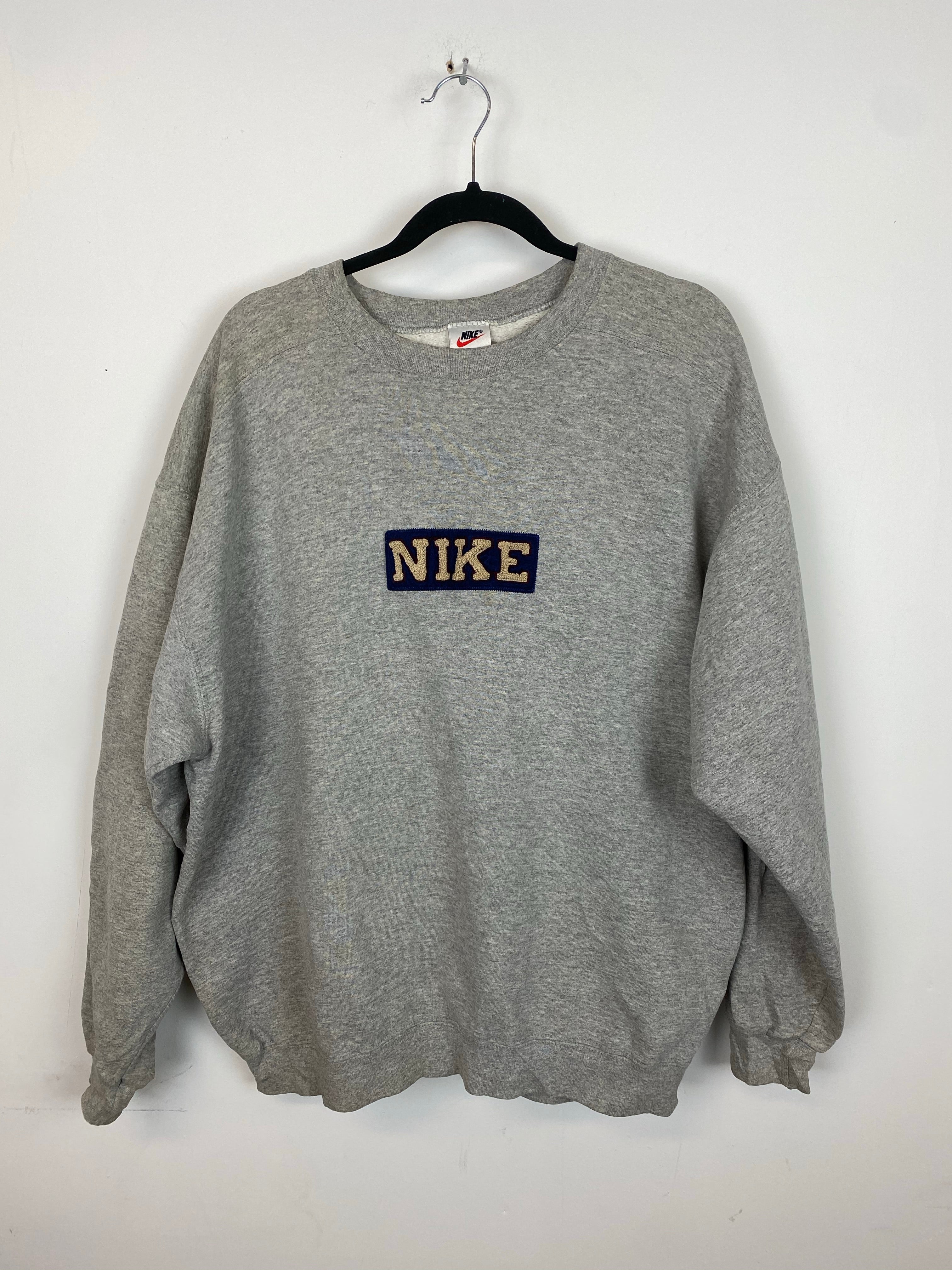 90s Fuzzy Letter Nike Crewneck - L