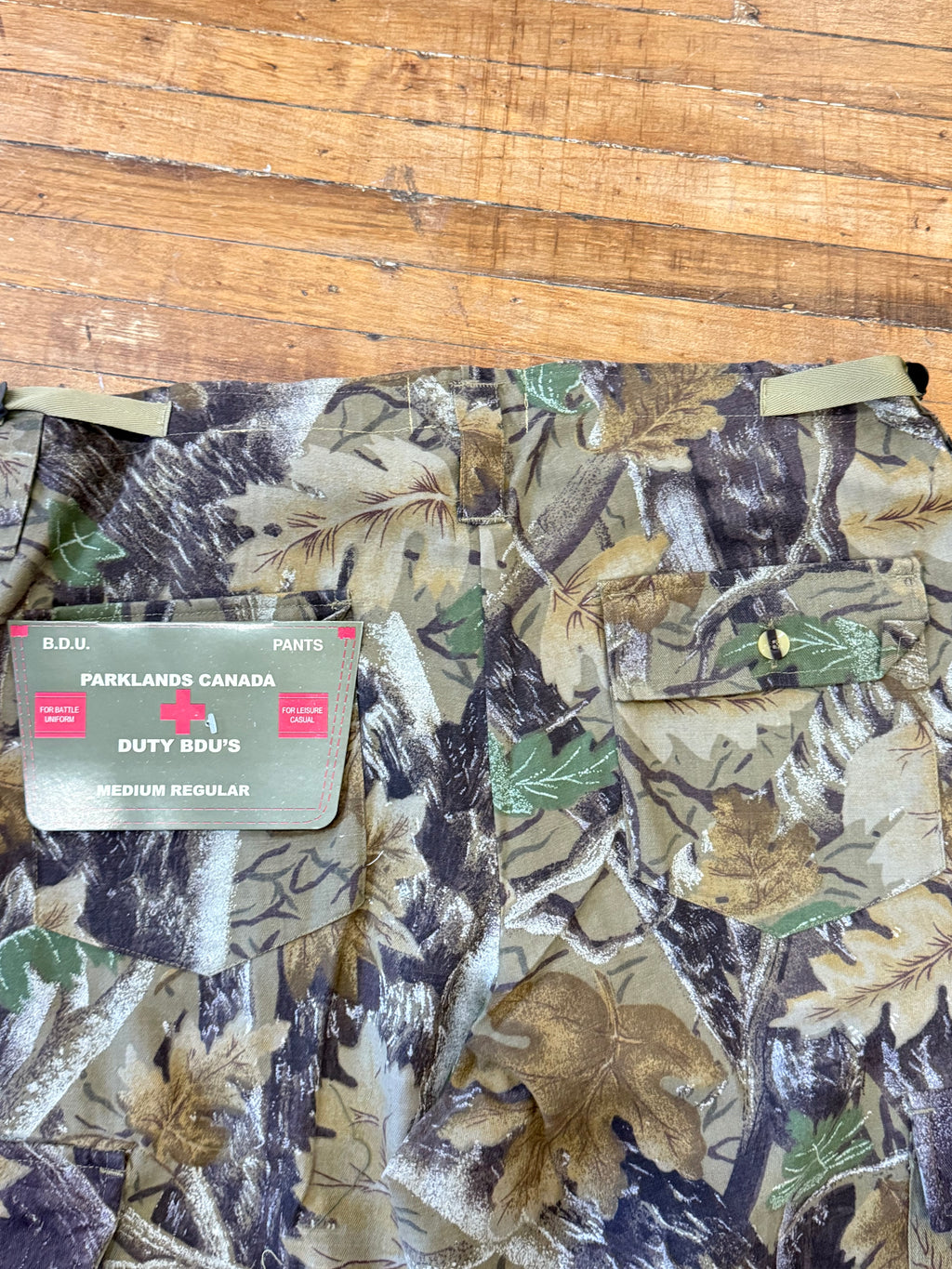 Dead-stock Camo Pants 32-35W