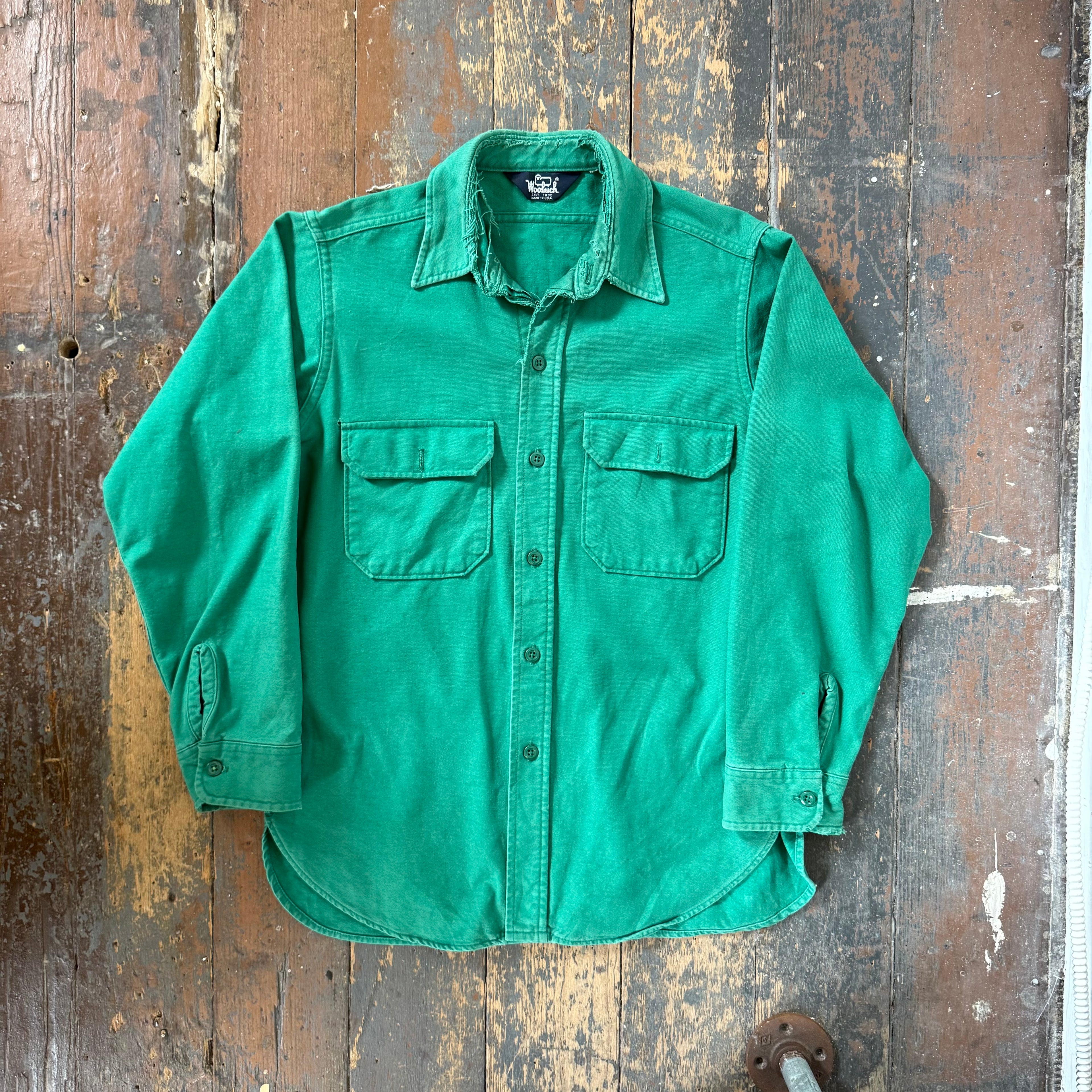 Vintage WoolRich Button Up Size Medium