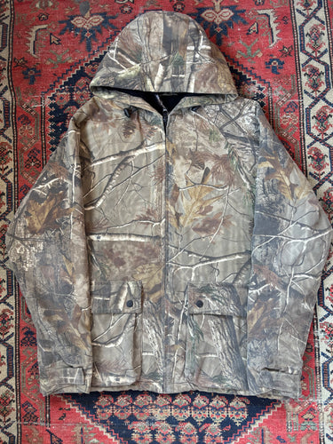 VINTAGE TWO POCKET REALTREE INSULATED HOODED JACKET SIZE MEDIUM