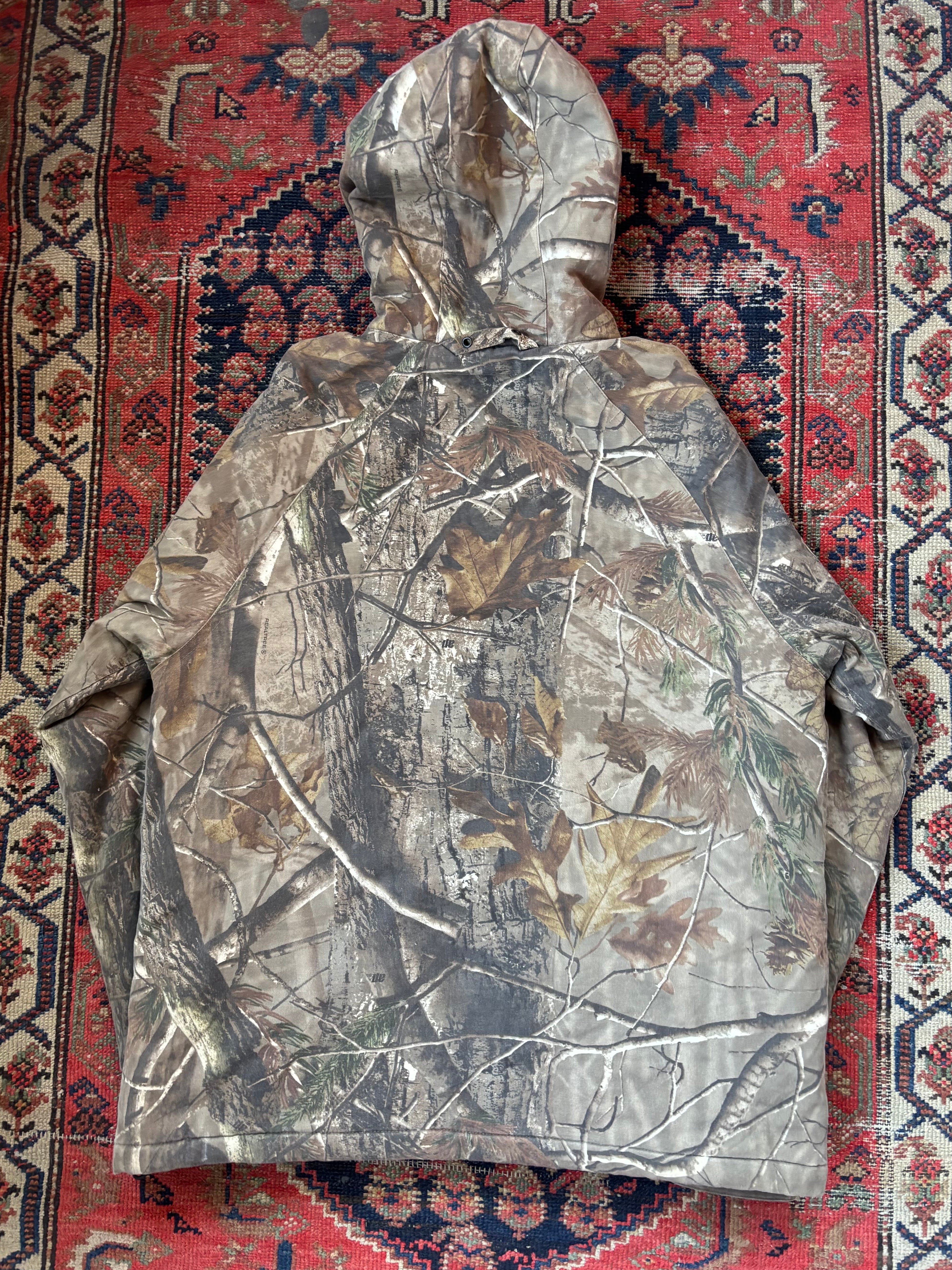 VINTAGE TWO POCKET REALTREE INSULATED HOODED JACKET SIZE MEDIUM