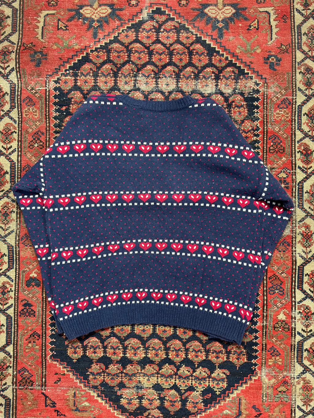 VINTAGE HAND-EMBROIDERED NAVY APPLE KNIT SIZE MEDIUM