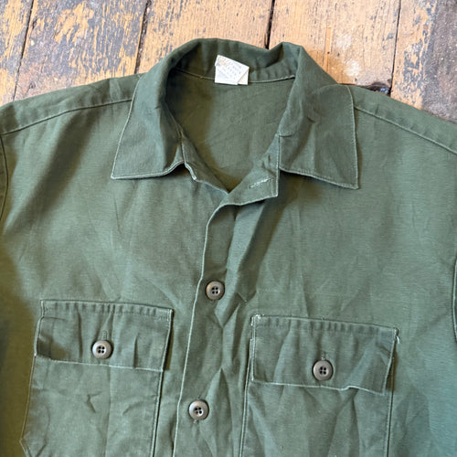 1980s OG107 Button Up Size M - L