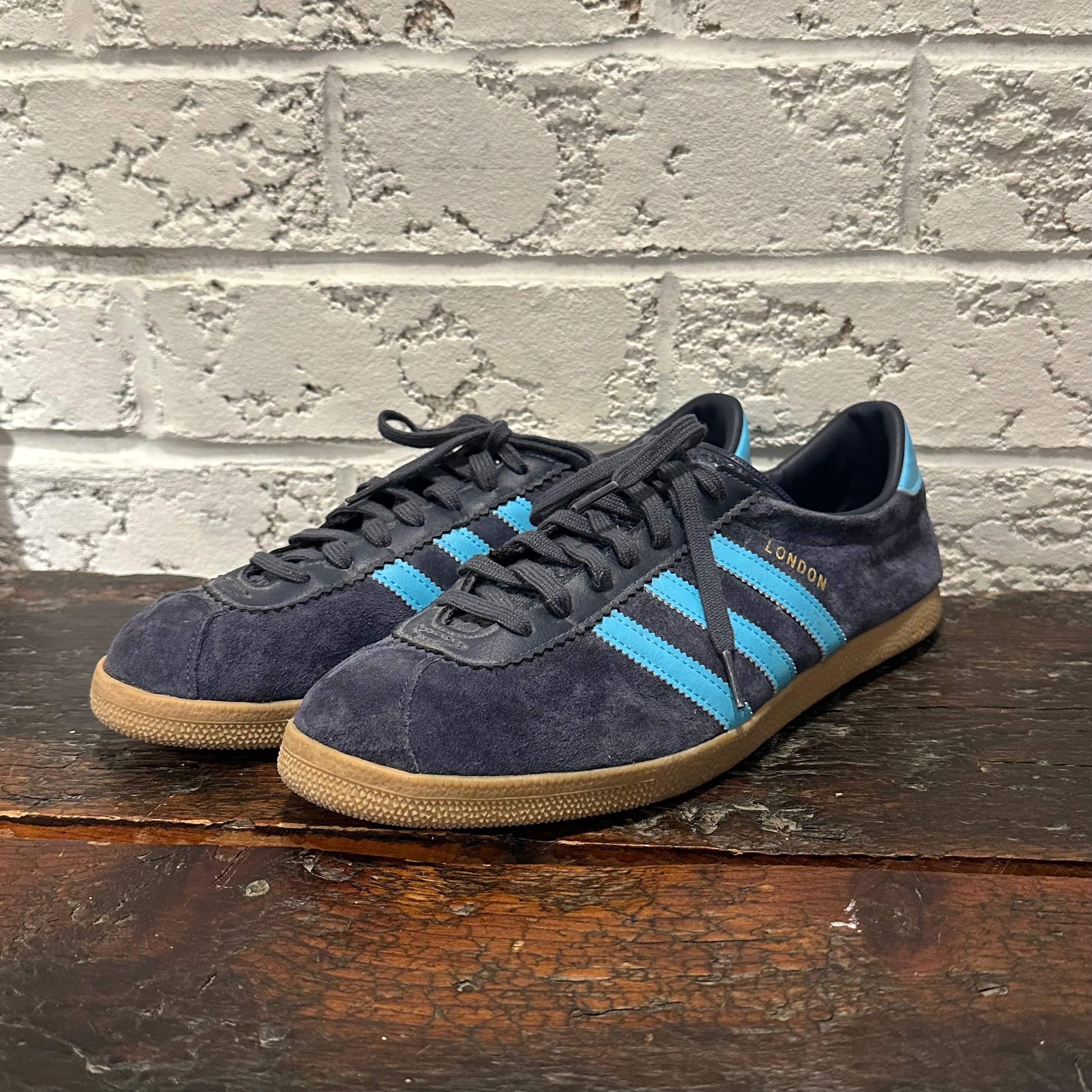 ADIDAS SIZE M11