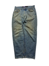 Load image into Gallery viewer, VINTAGE LEVIS “BAGGY” SILVER TAB REPAIRED JEANS W/33