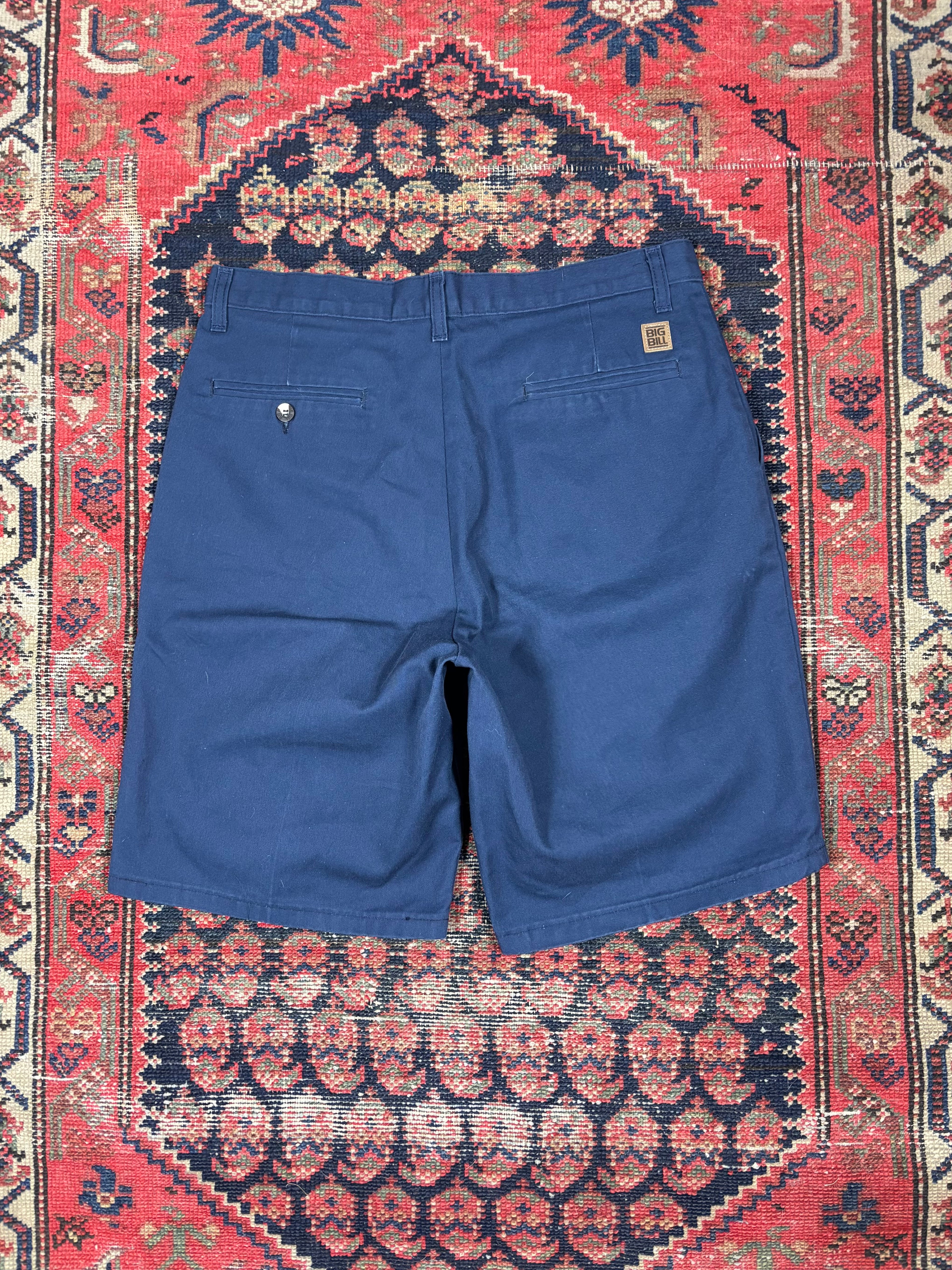 VINTAGE NAVY DOUBLE PLEATED BIG BILL SHORTS W/32