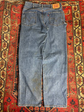 Load image into Gallery viewer, VINTAGE LEVIS UTILITY DENIM W/34