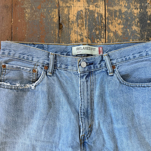 Vintage Levis Denim Shorts - Size 34W