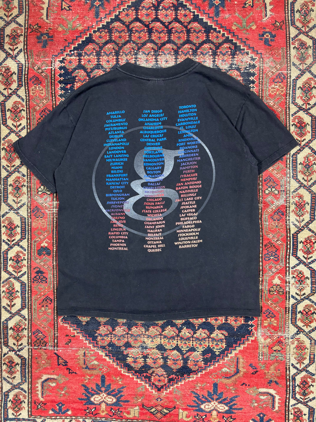 VINTAGE BLACK 1998 GARTH BROOKS TEE SIZE LARGE