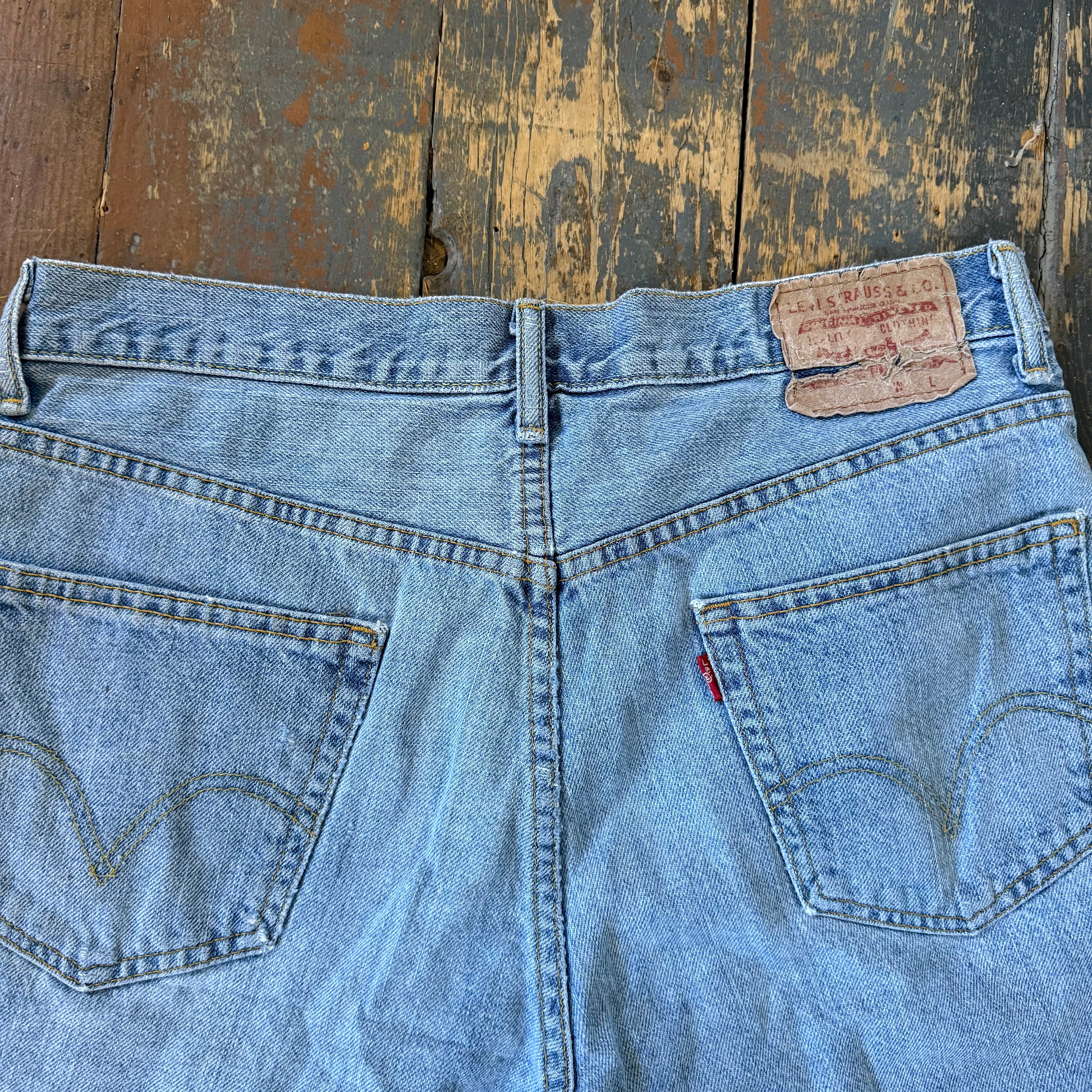 Vintage Levis Denim Shorts - Size 34W