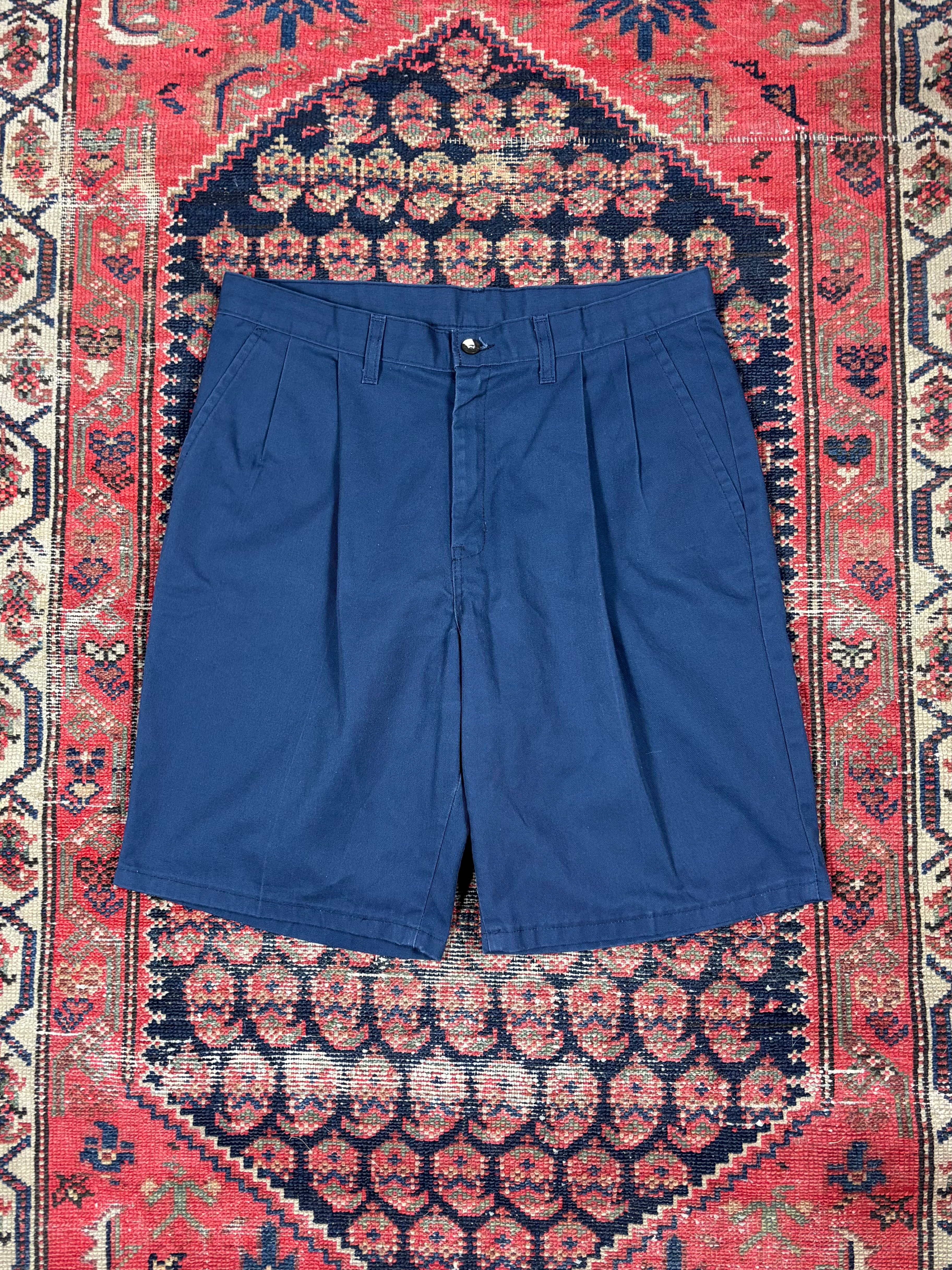 VINTAGE NAVY DOUBLE PLEATED BIG BILL SHORTS W/32