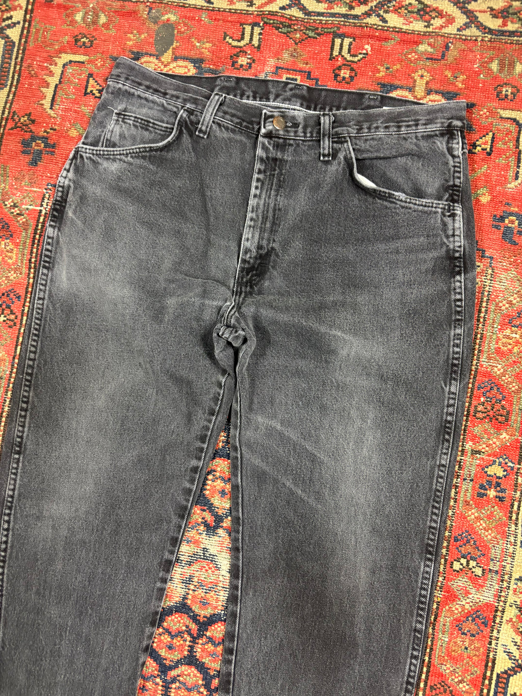 VINTAGE FADED BLACK RUSTLER DENIM W/36