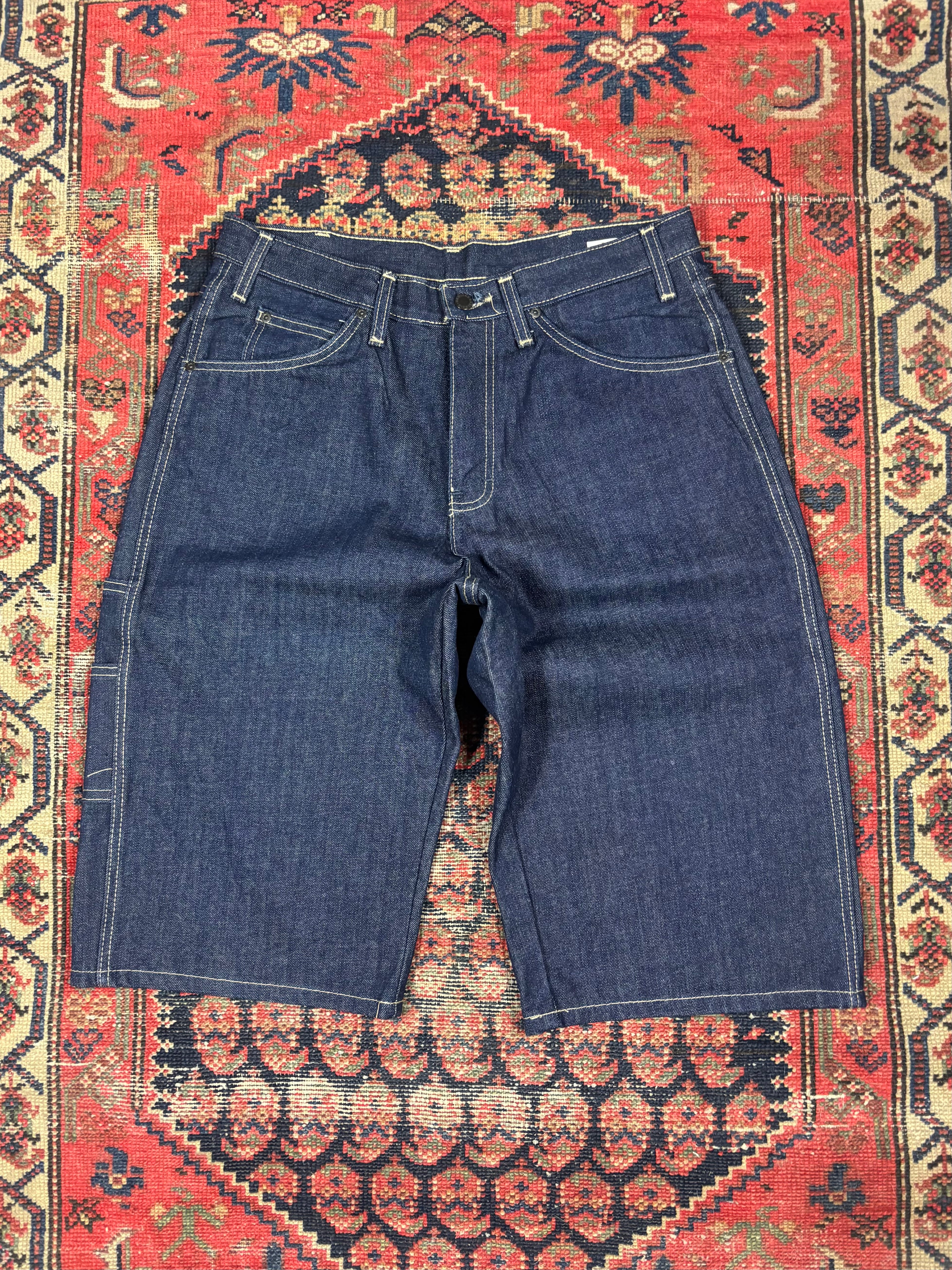 VINTAGE DARK WASH CONTRAST STITCH DICKIES JORTS W/32