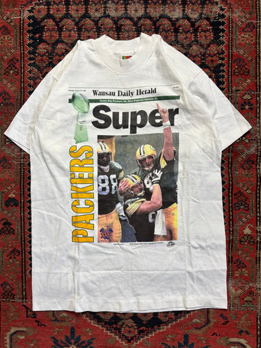 VINTAGE WHITE 1997 GREEN BAY NEWS PAPER TEE SIZE LARGE