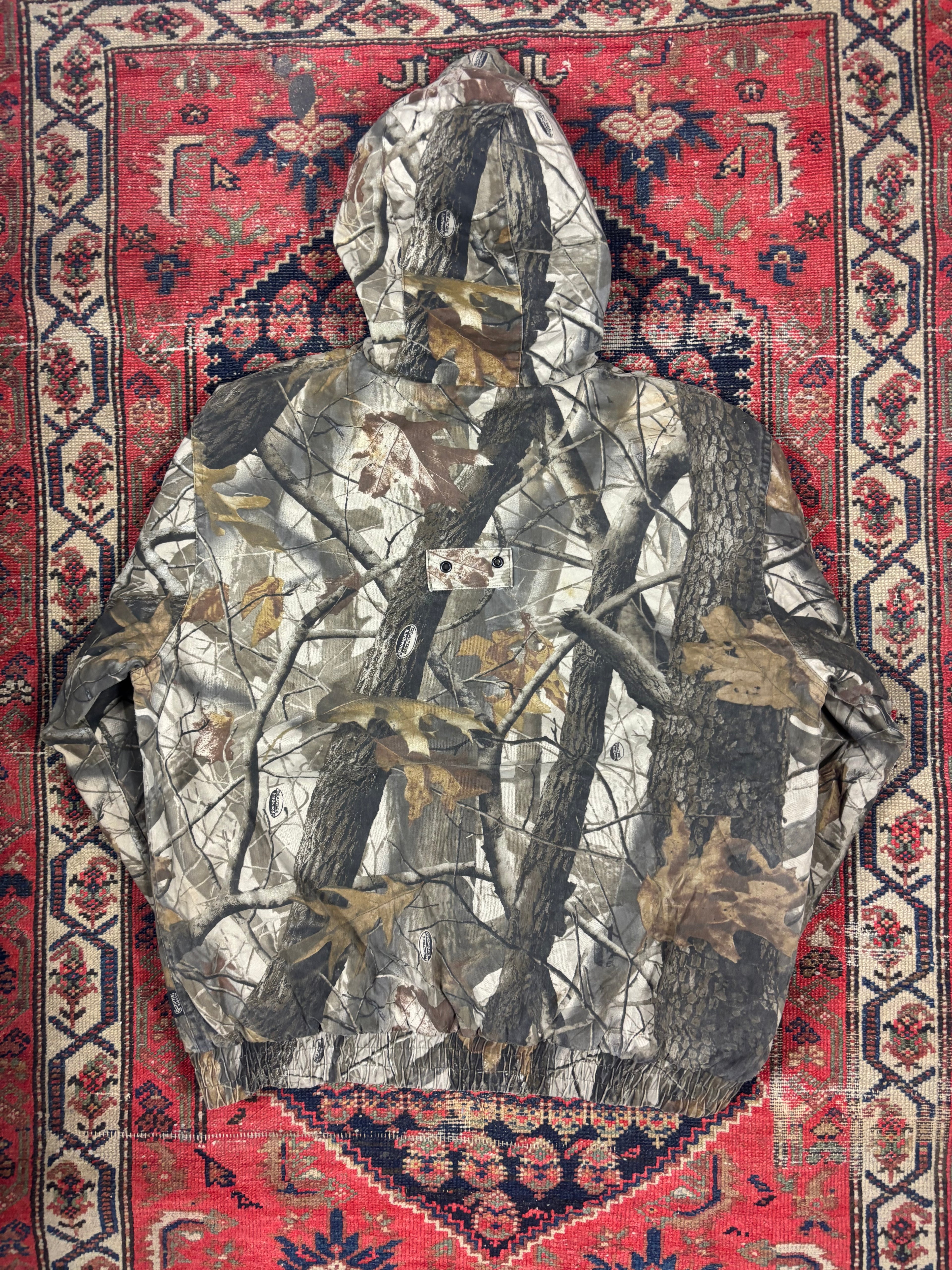 VINTAGE INSULATED HOODED REALTREE JACKET SIZE XL