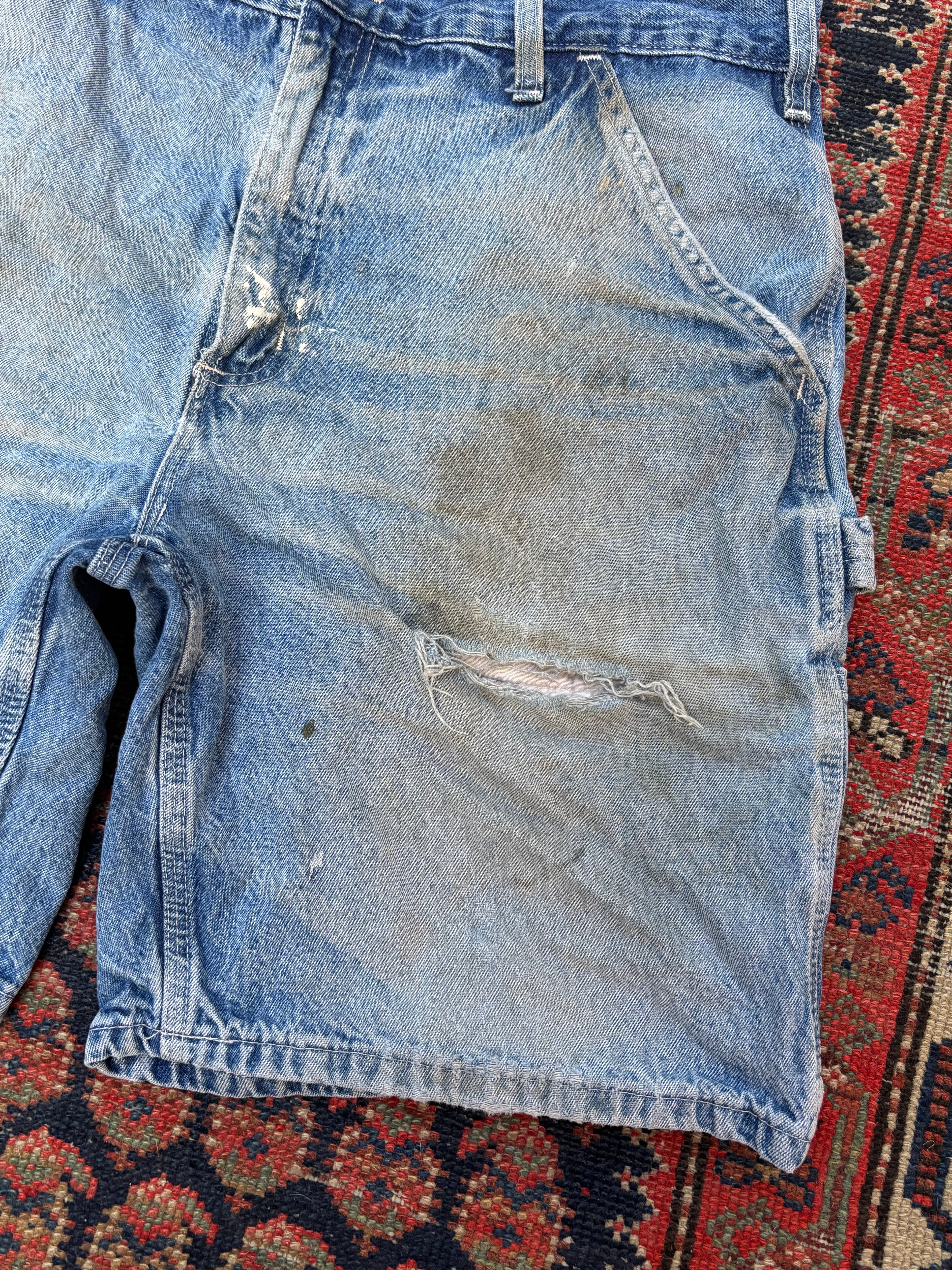 VINTAGE DISTRESSED CARHARTT CARPENTER DENIM SHORTS W/33