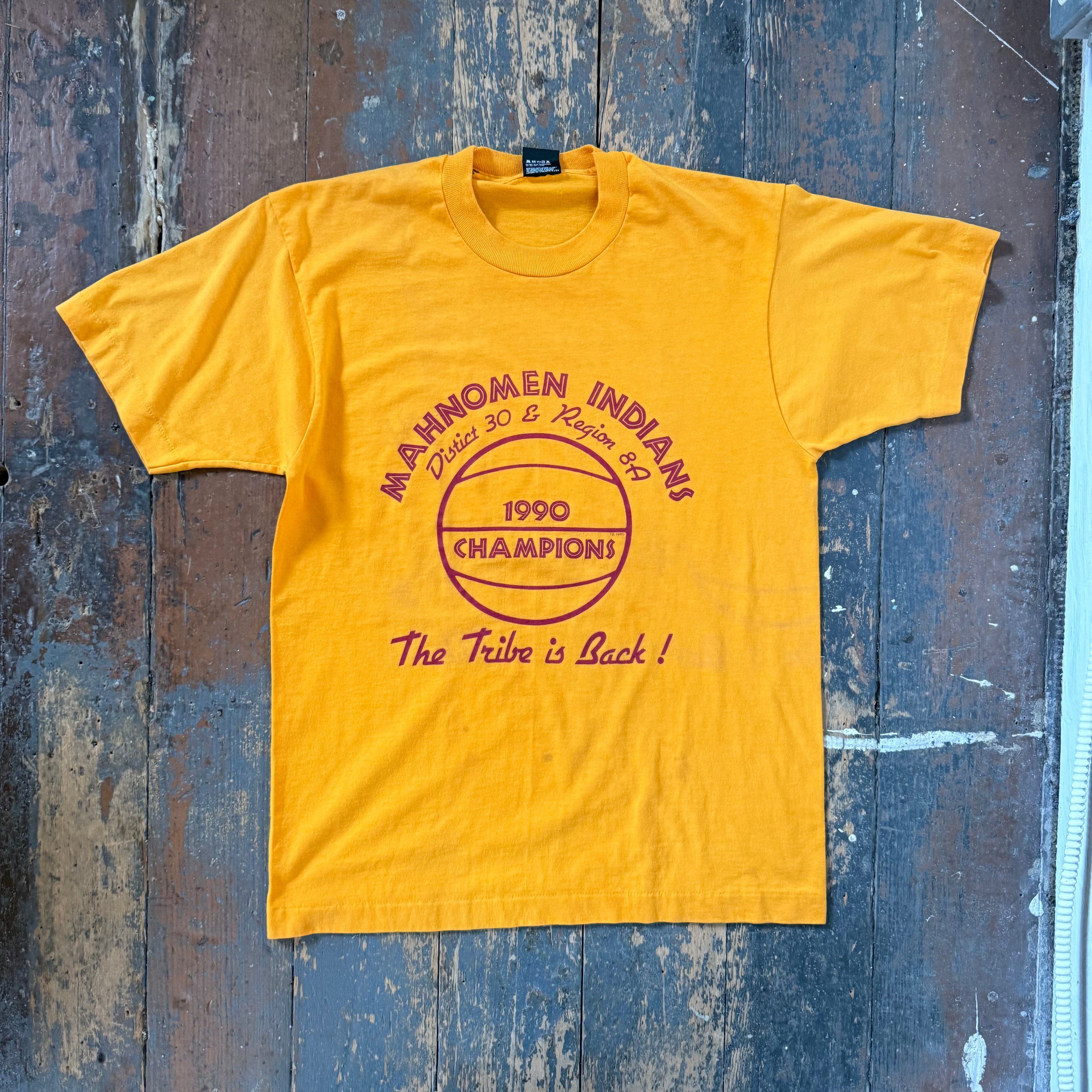 Vintage 1990 Champions T-shirt Size L