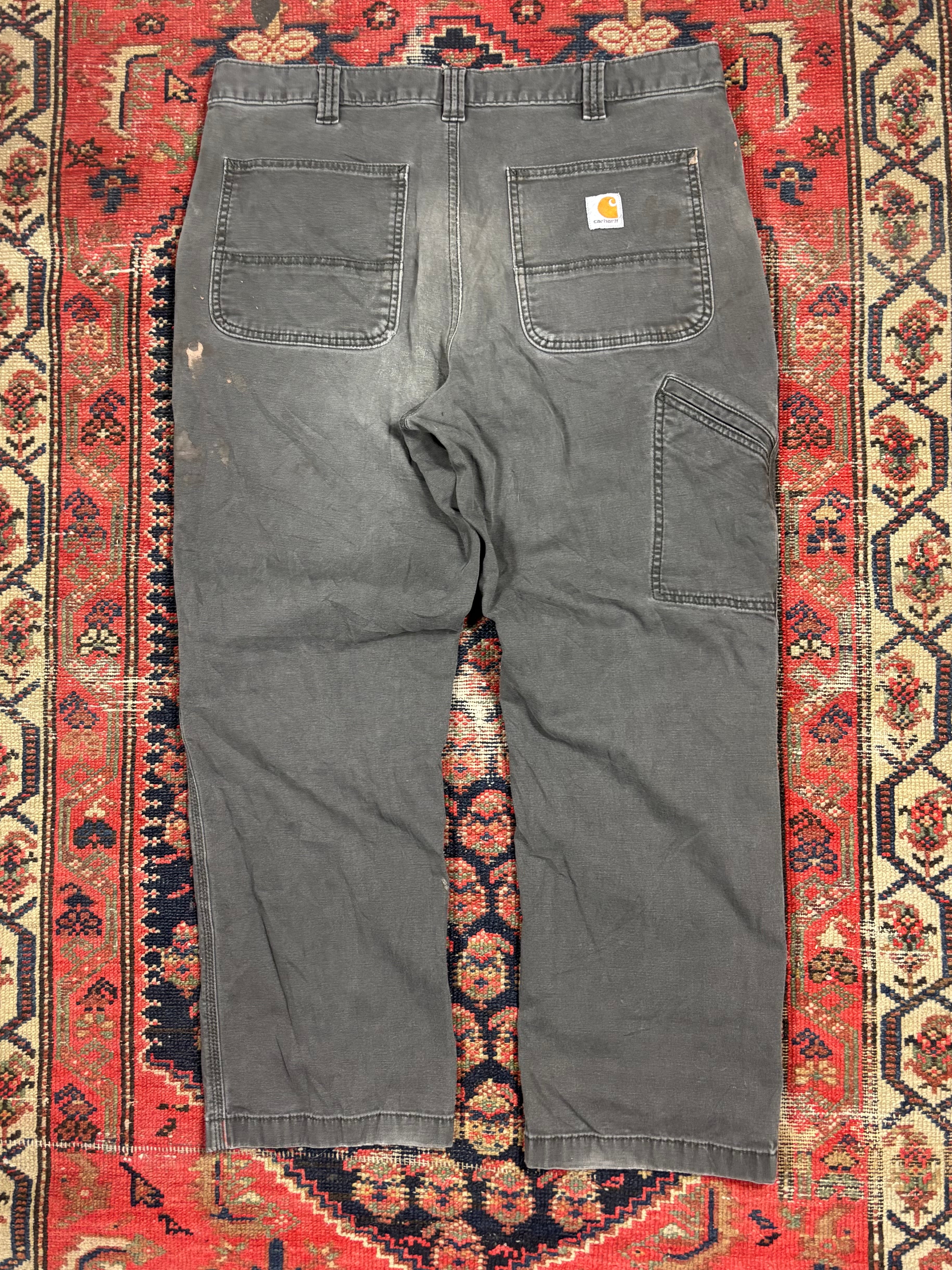 VINTAGE PAINT SPLATTERED GREY CARHARTT PANTS W/36