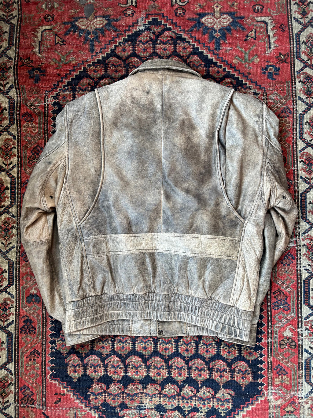 VINTAGE FADED LEATHER JACKET SIZE SMALL