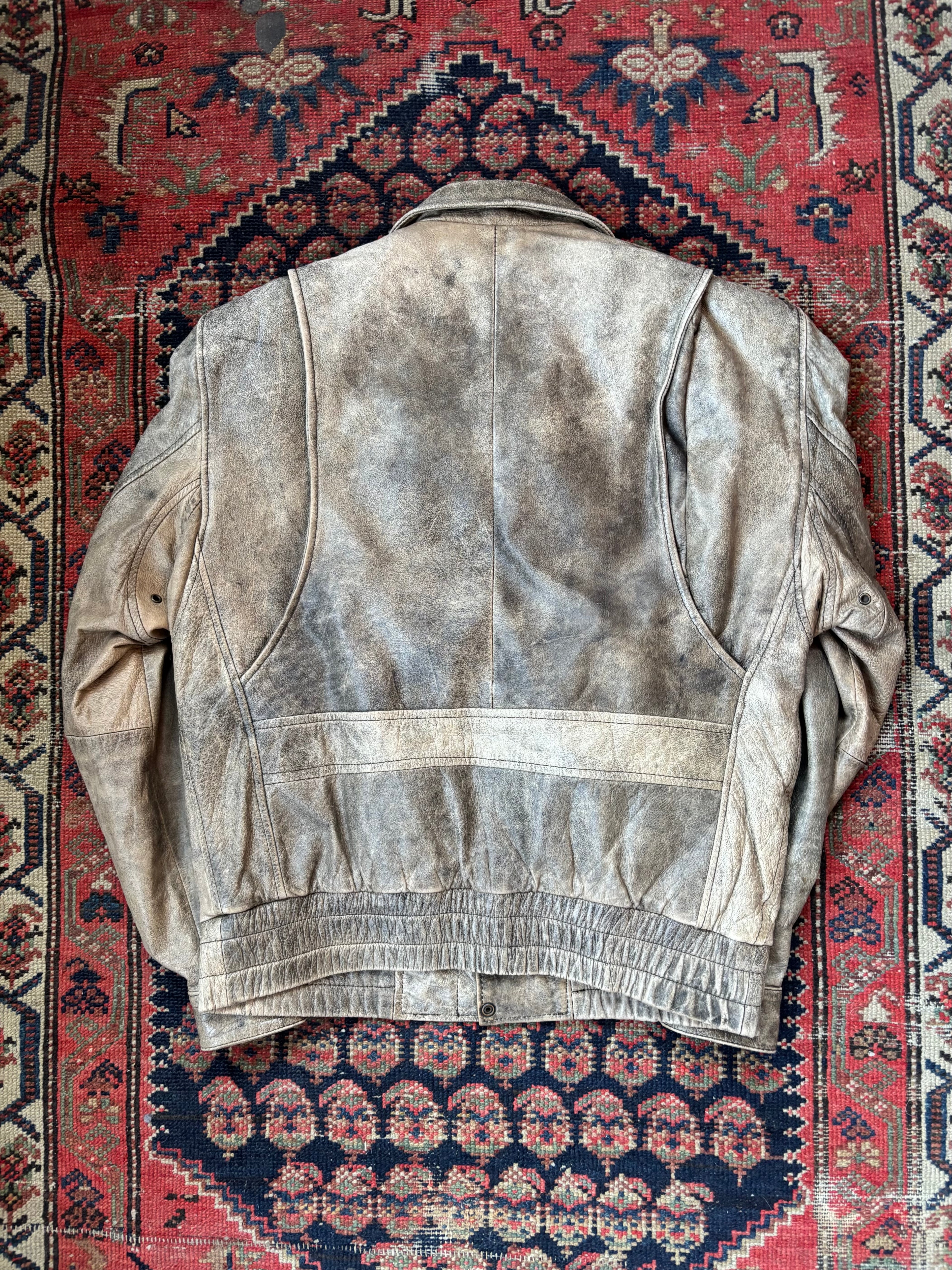 VINTAGE FADED LEATHER JACKET SIZE SMALL