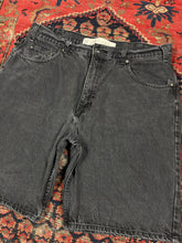 Load image into Gallery viewer, VINTAGE FADED BLACK DENIM JORTS W/34
