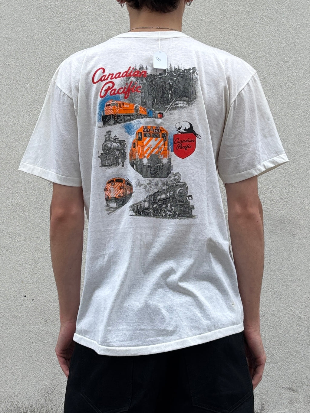 Vintage Canadian Pacific T-Shirt - Size Small