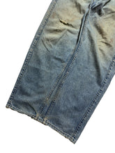 Load image into Gallery viewer, VINTAGE LEVIS “BAGGY” SILVER TAB REPAIRED JEANS W/33