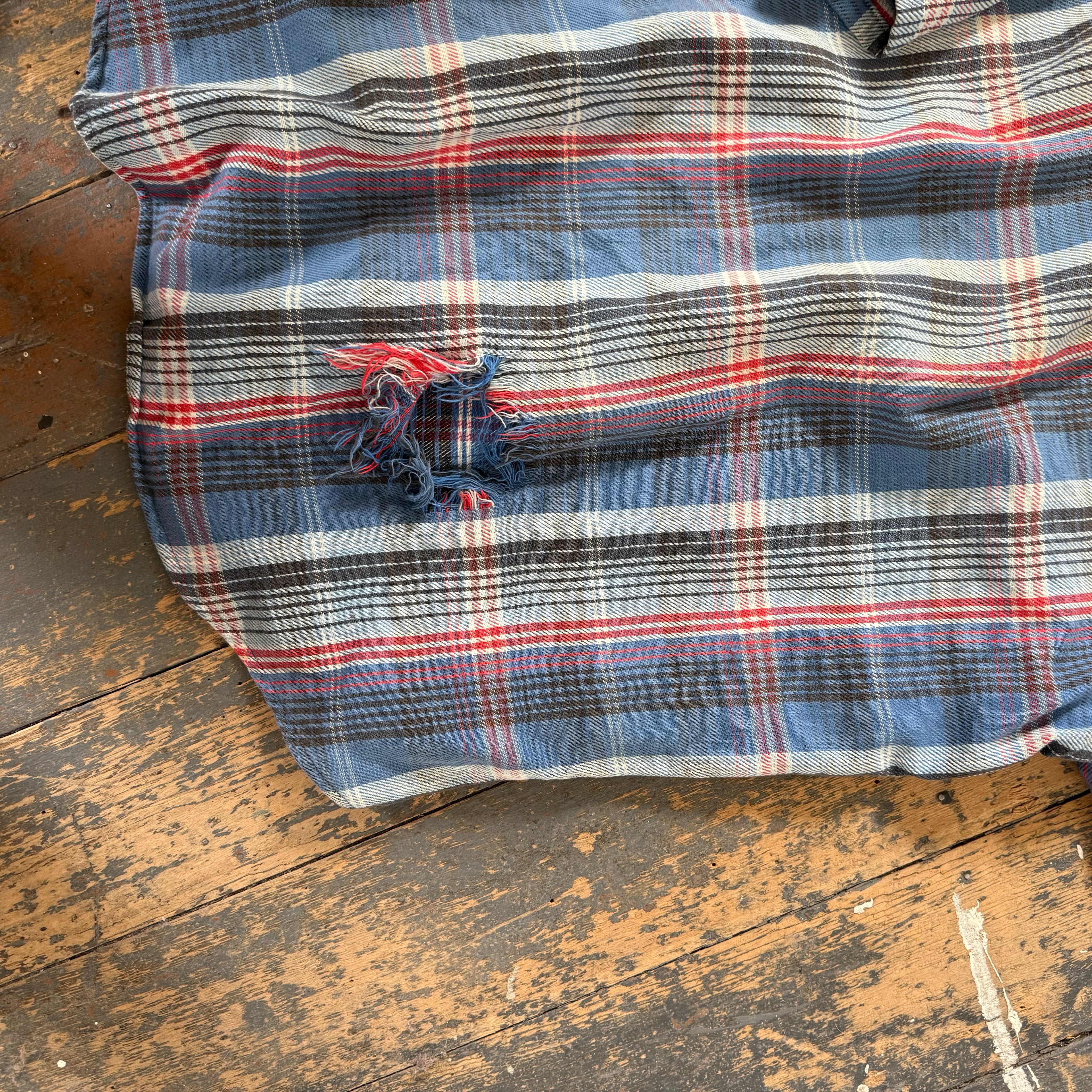 1980s Short Sleeve Plaid Size Large - XL
