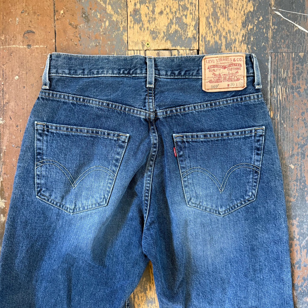 Vintage Loose Levi’s Denim Jeans - Size 30W