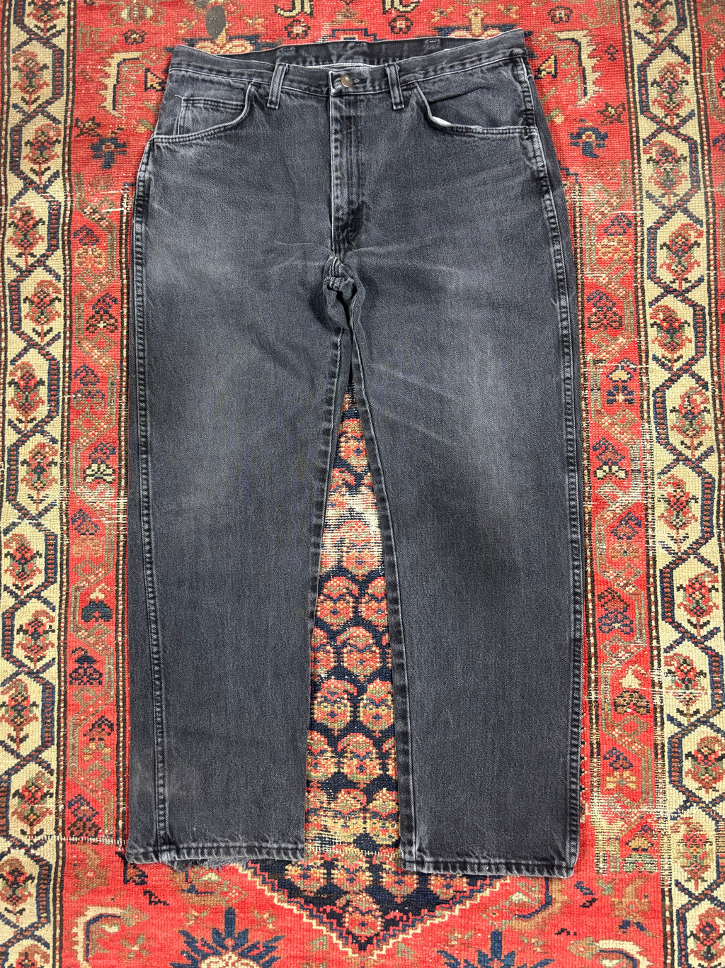 VINTAGE FADED BLACK RUSTLER DENIM W/36