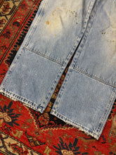 Load image into Gallery viewer, VINTAGE LIGHT WASH DISTRESSED DICKIES DOUBLE KNEES W/38